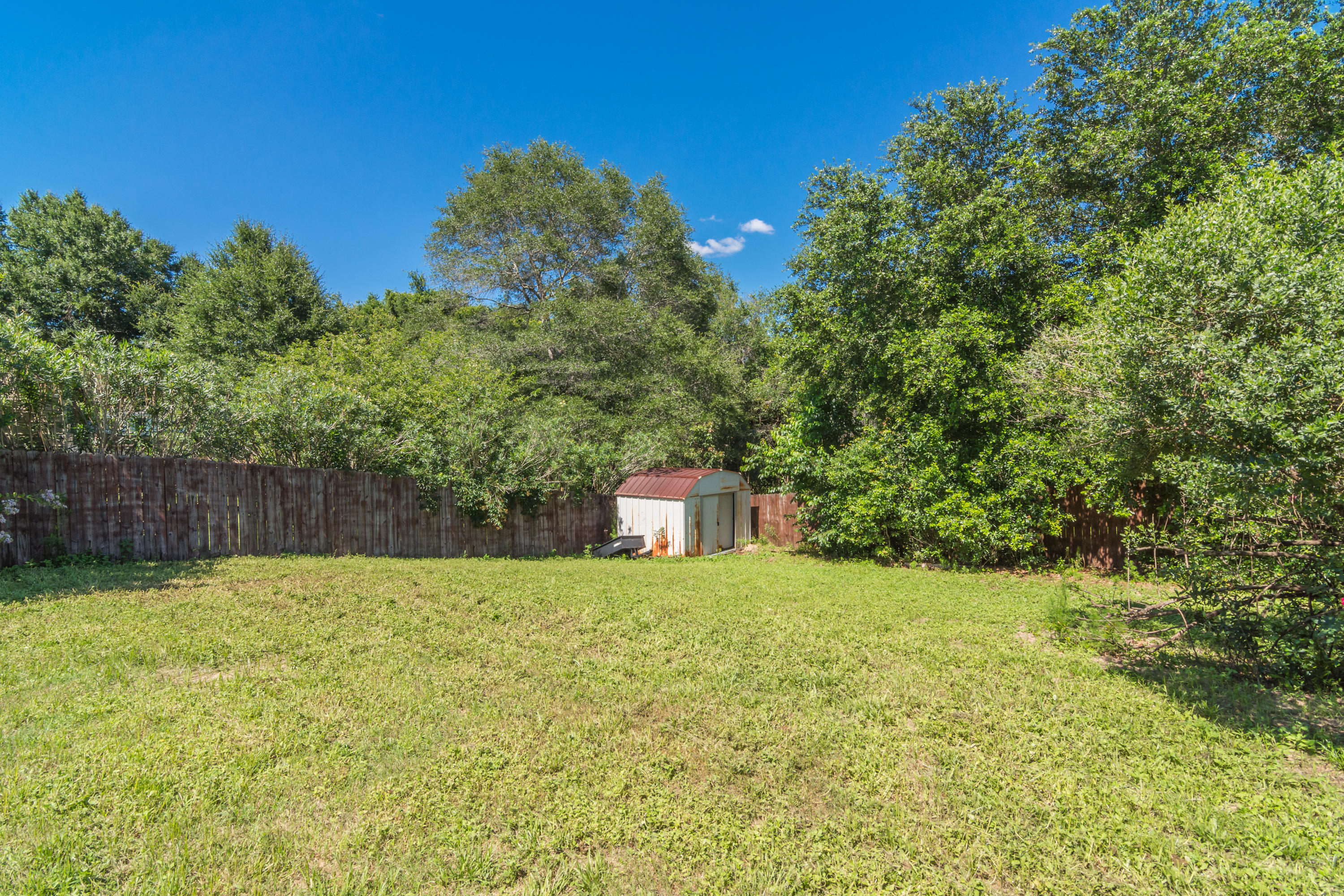 FAIRCHILD ESTATES - Residential