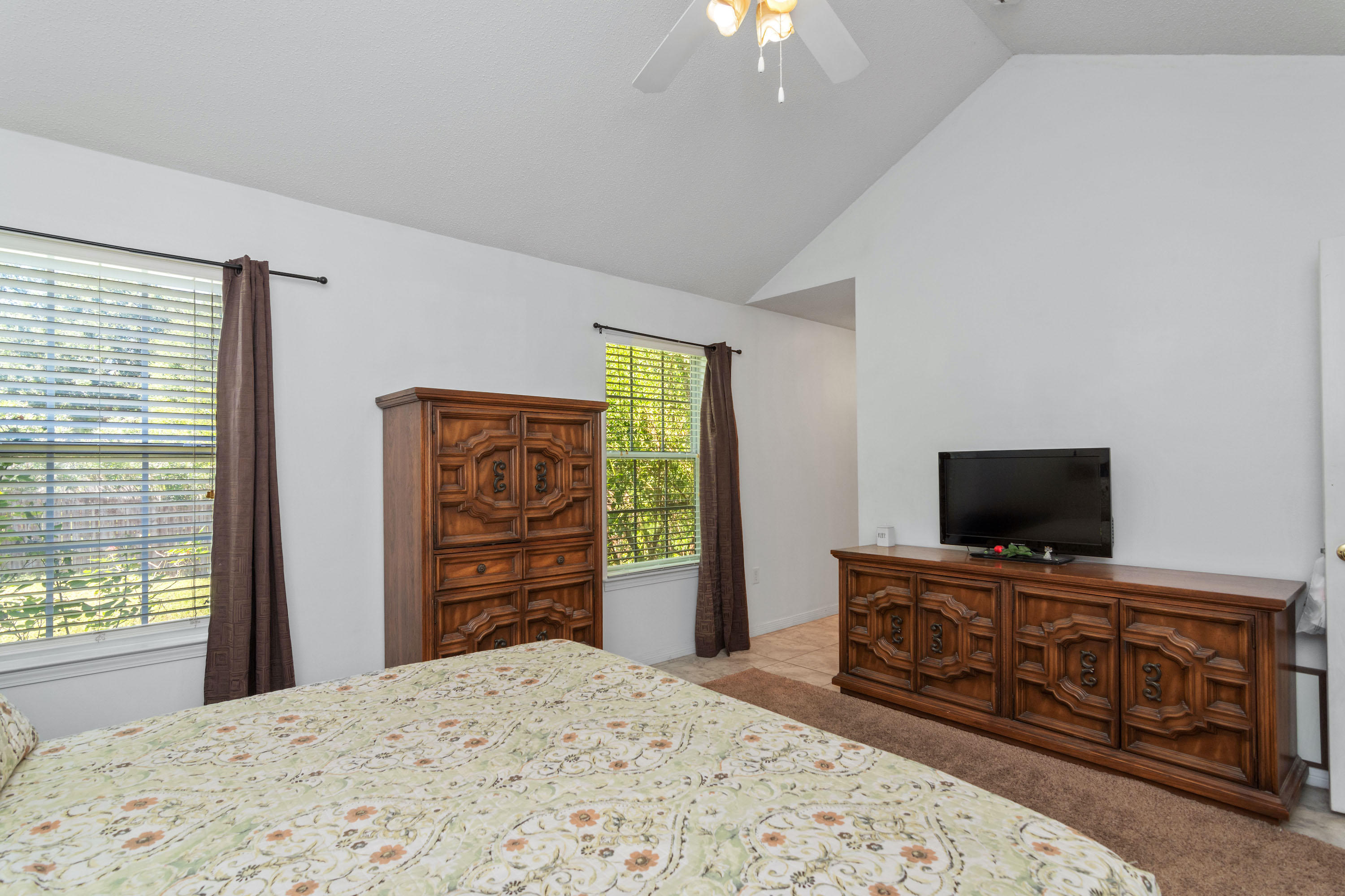 FAIRCHILD ESTATES - Residential