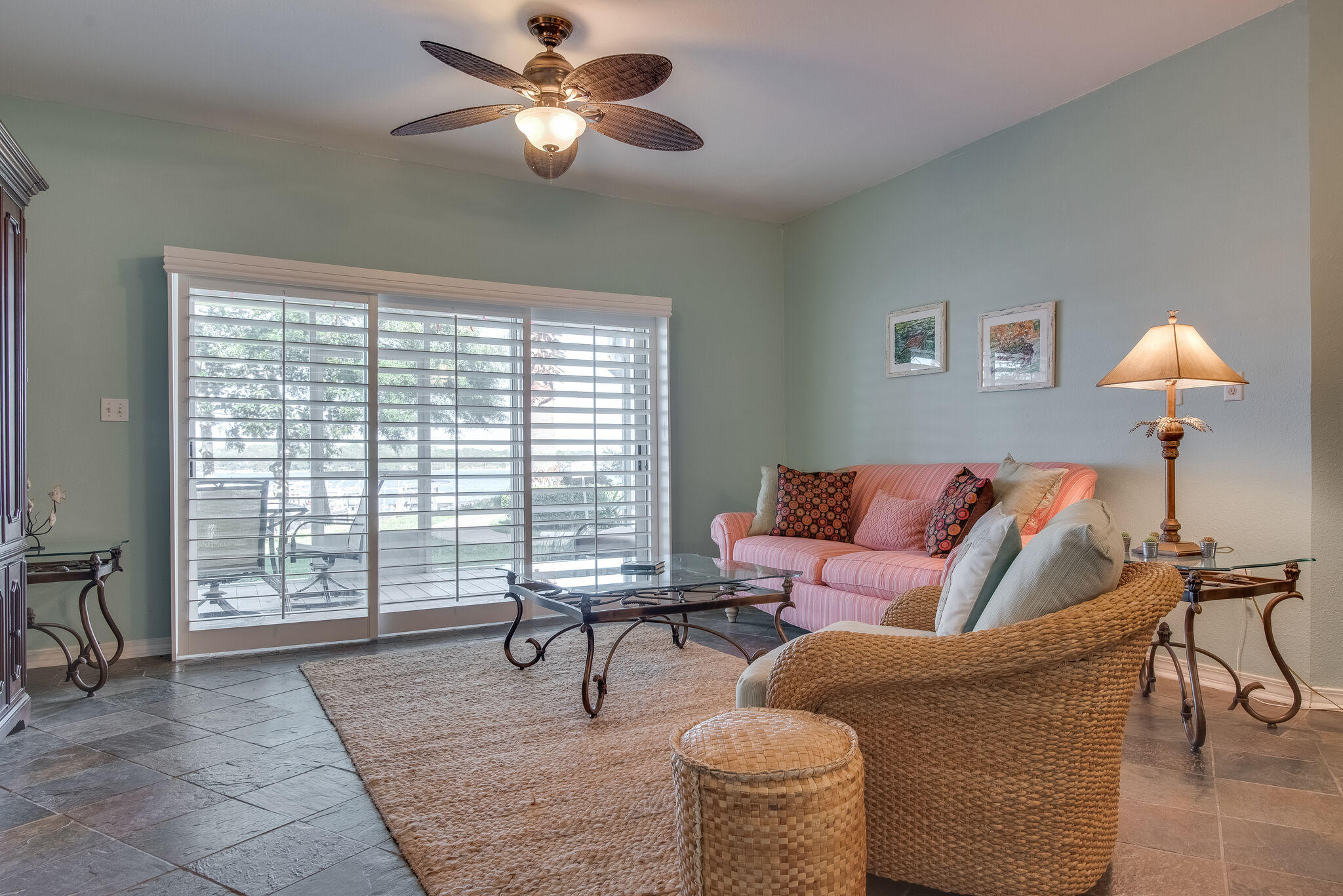 HIDDEN BAY VILLAGE - Residential