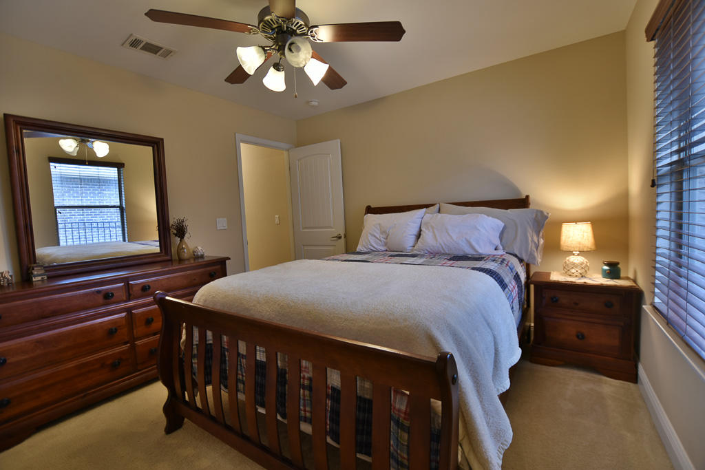 CREETWOOD VILLAGE - Residential