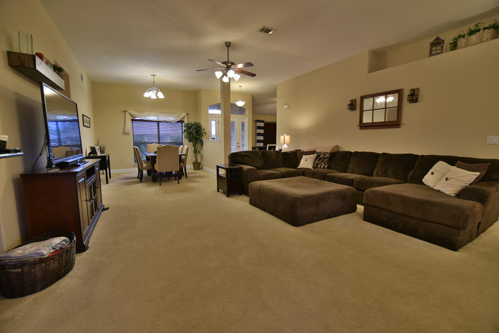 CREETWOOD VILLAGE - Residential