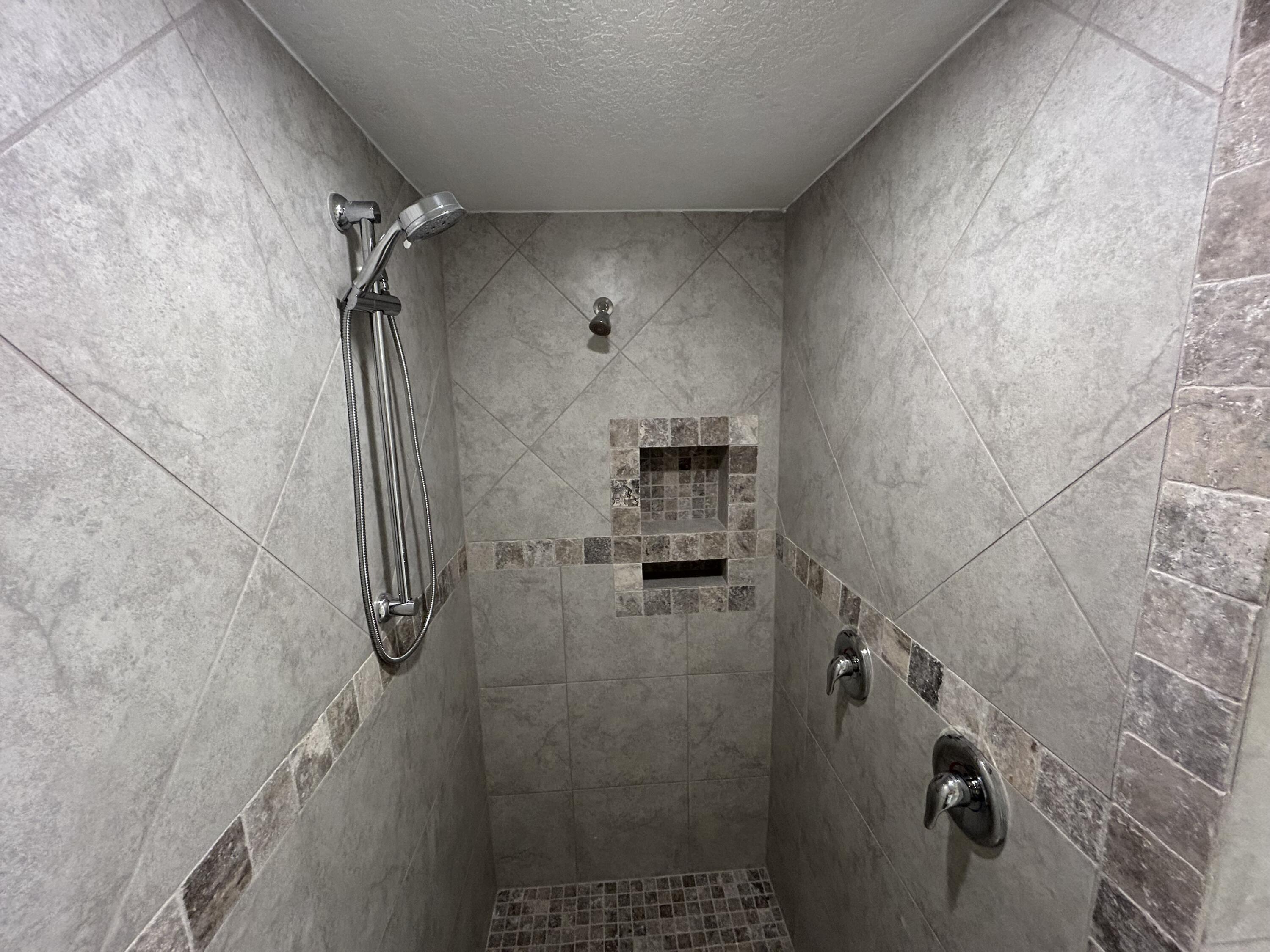 CREETS LANDING - Residential