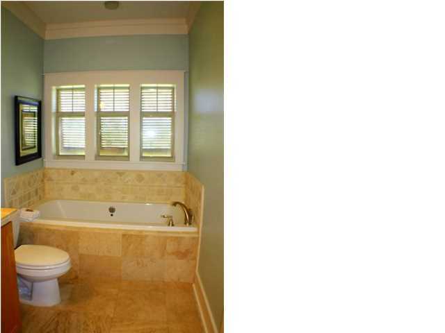 MAGNOLIA BAY CLUB T/H PH 1 - Residential