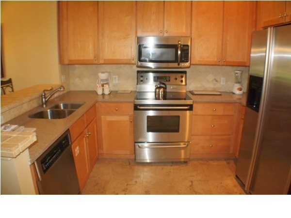 MAGNOLIA BAY CLUB T/H PH 1 - Residential