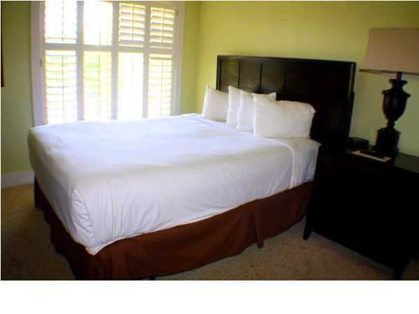 MAGNOLIA BAY CLUB T/H PH 1 - Residential