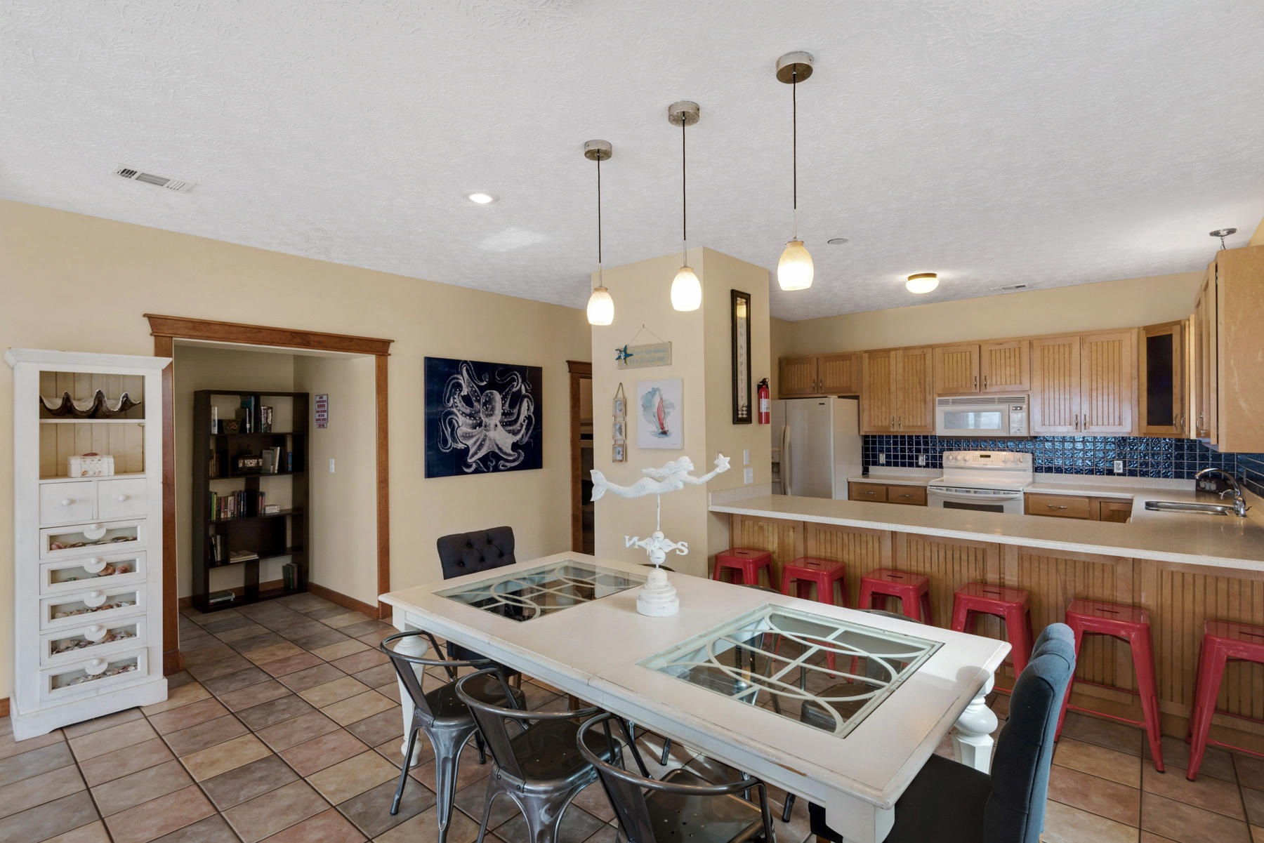 GULF LAGOON BEACH - Residential