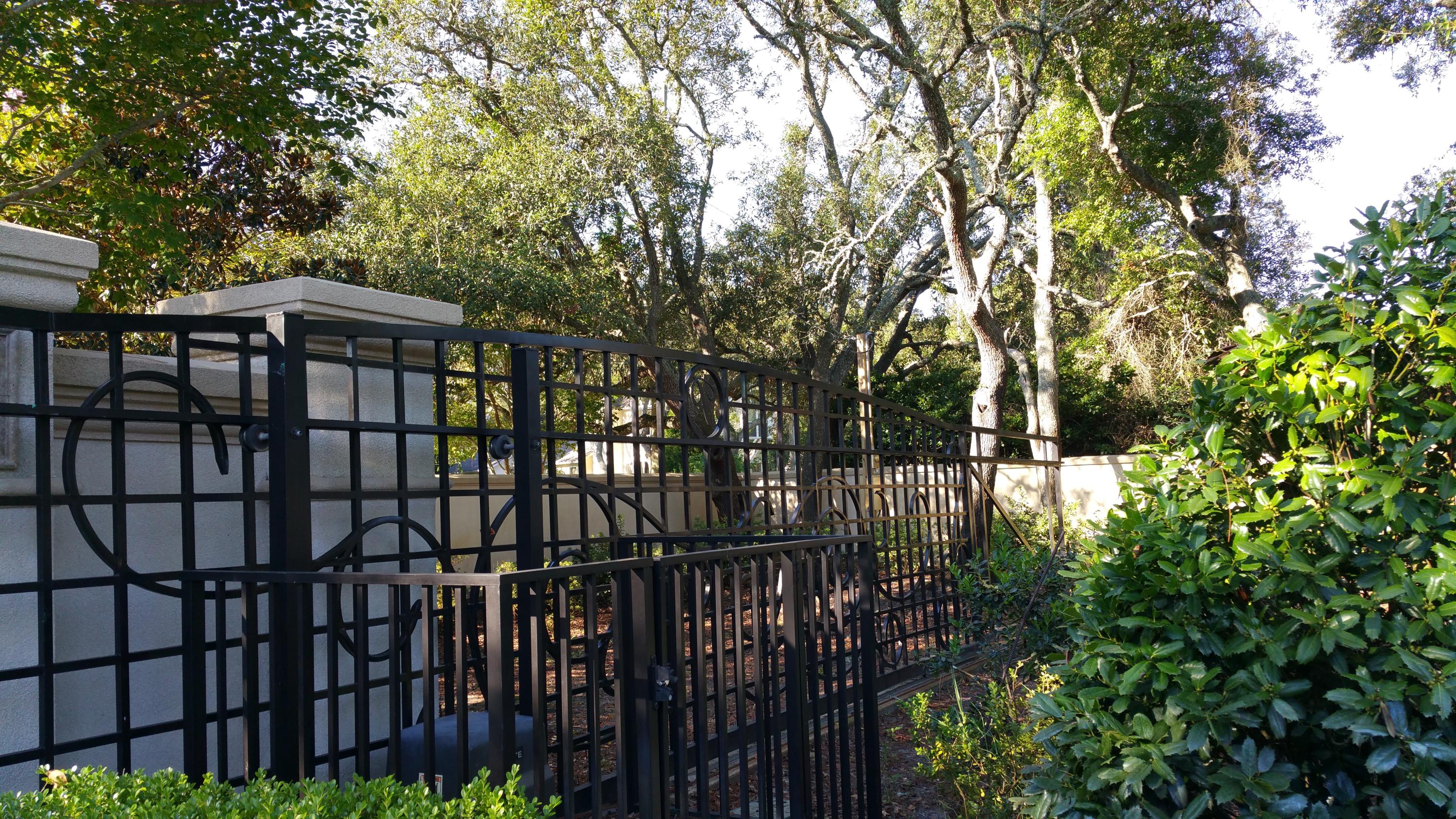 PEACOCKS POINT - Land