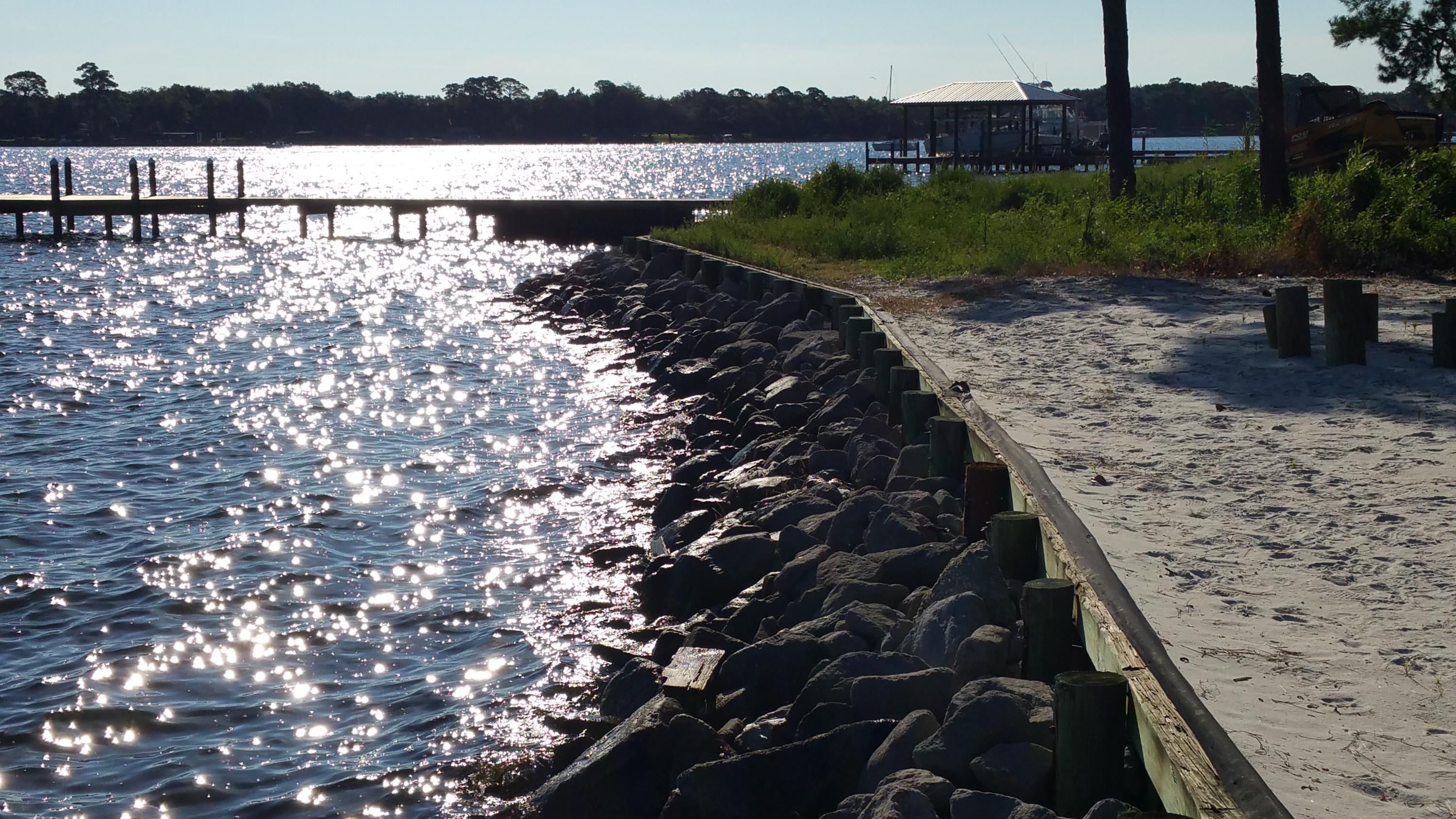 PEACOCKS POINT - Land