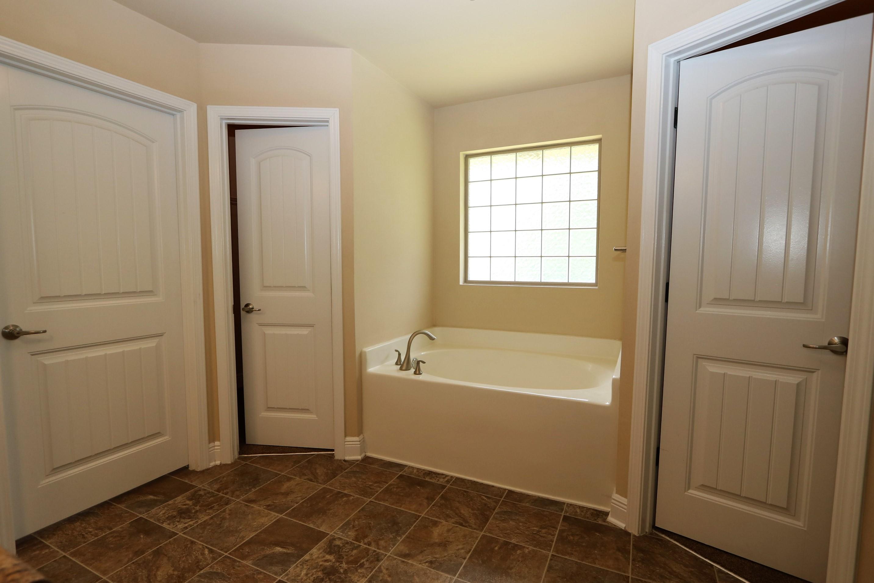 ALICIA PLACE - Residential