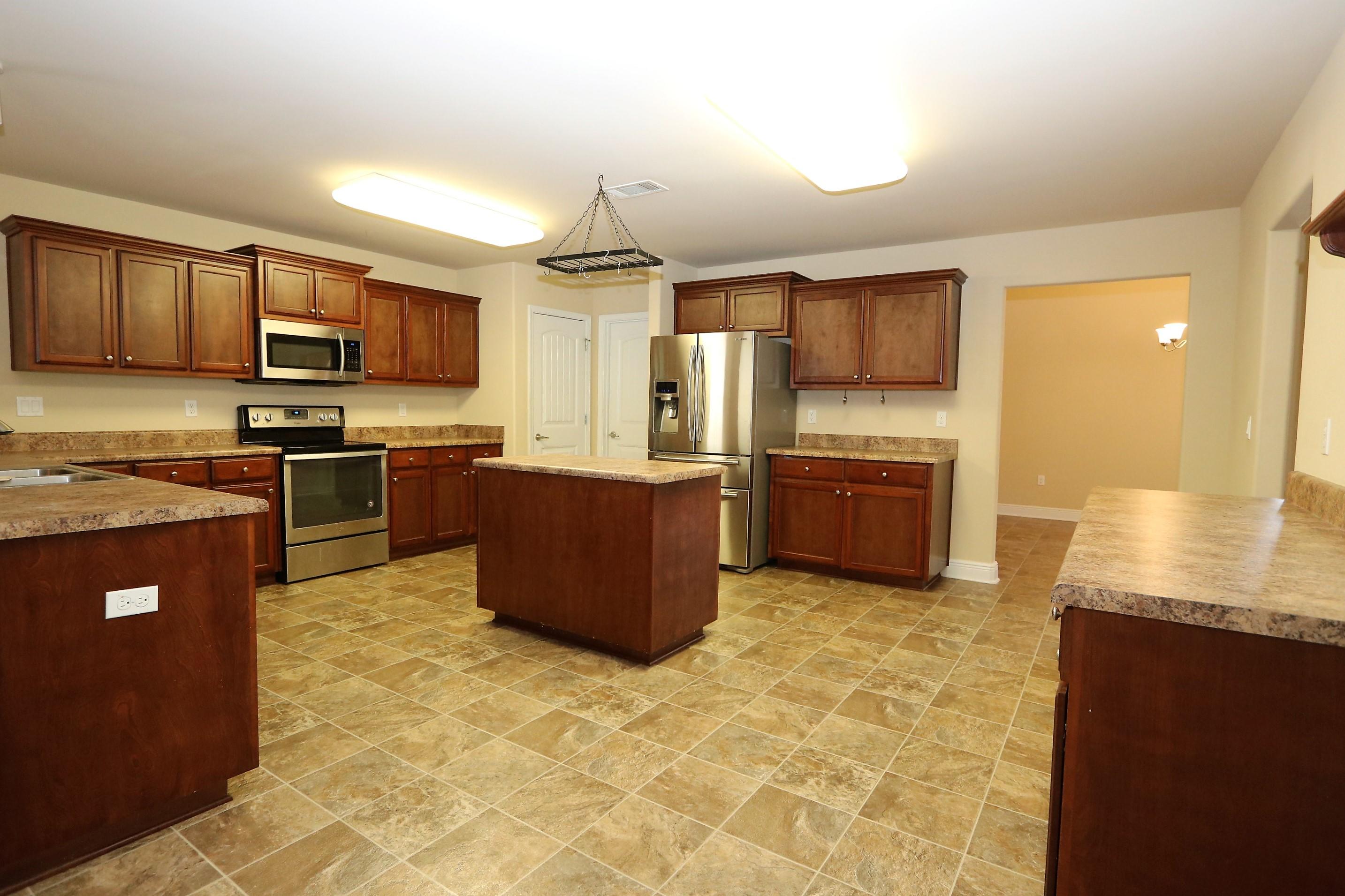 ALICIA PLACE - Residential