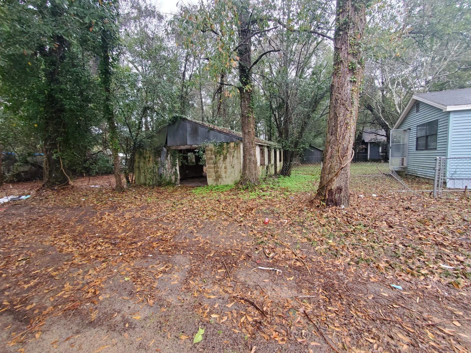 CRESTVIEW - Residential