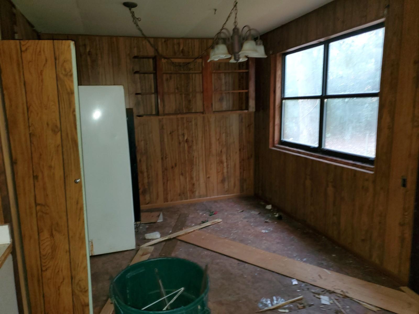 CRESTVIEW - Residential