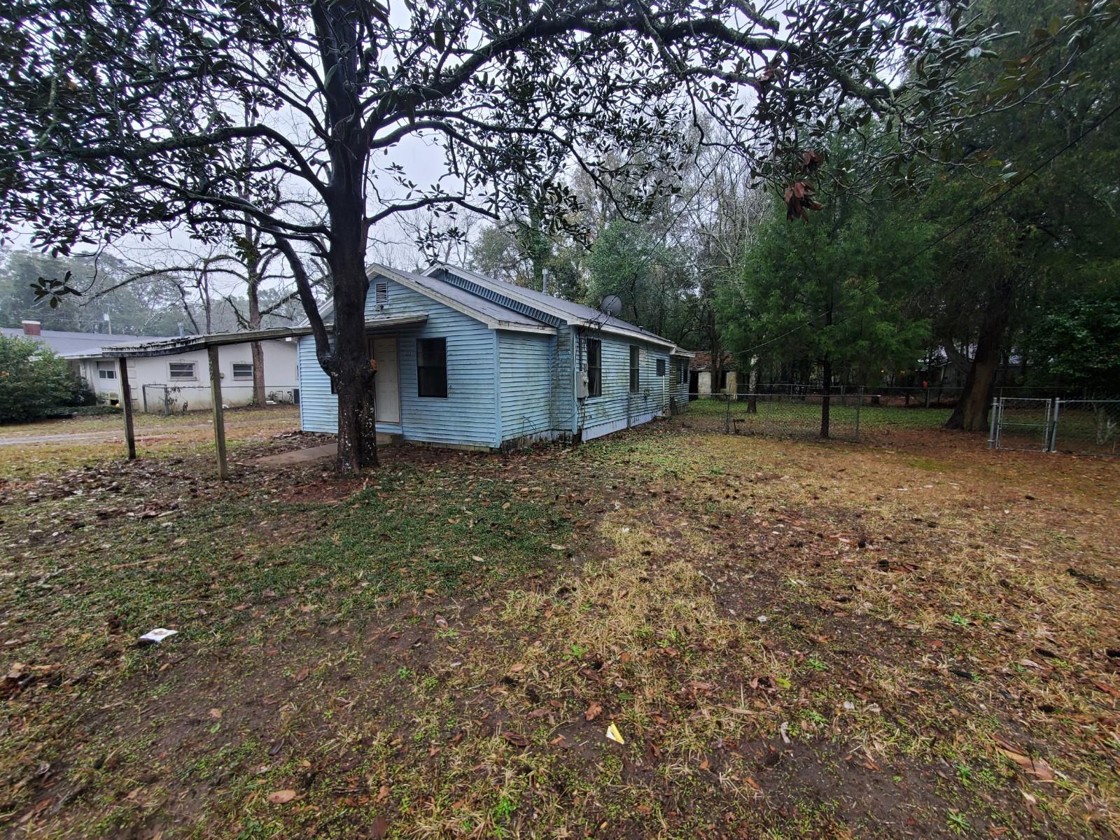 CRESTVIEW - Residential