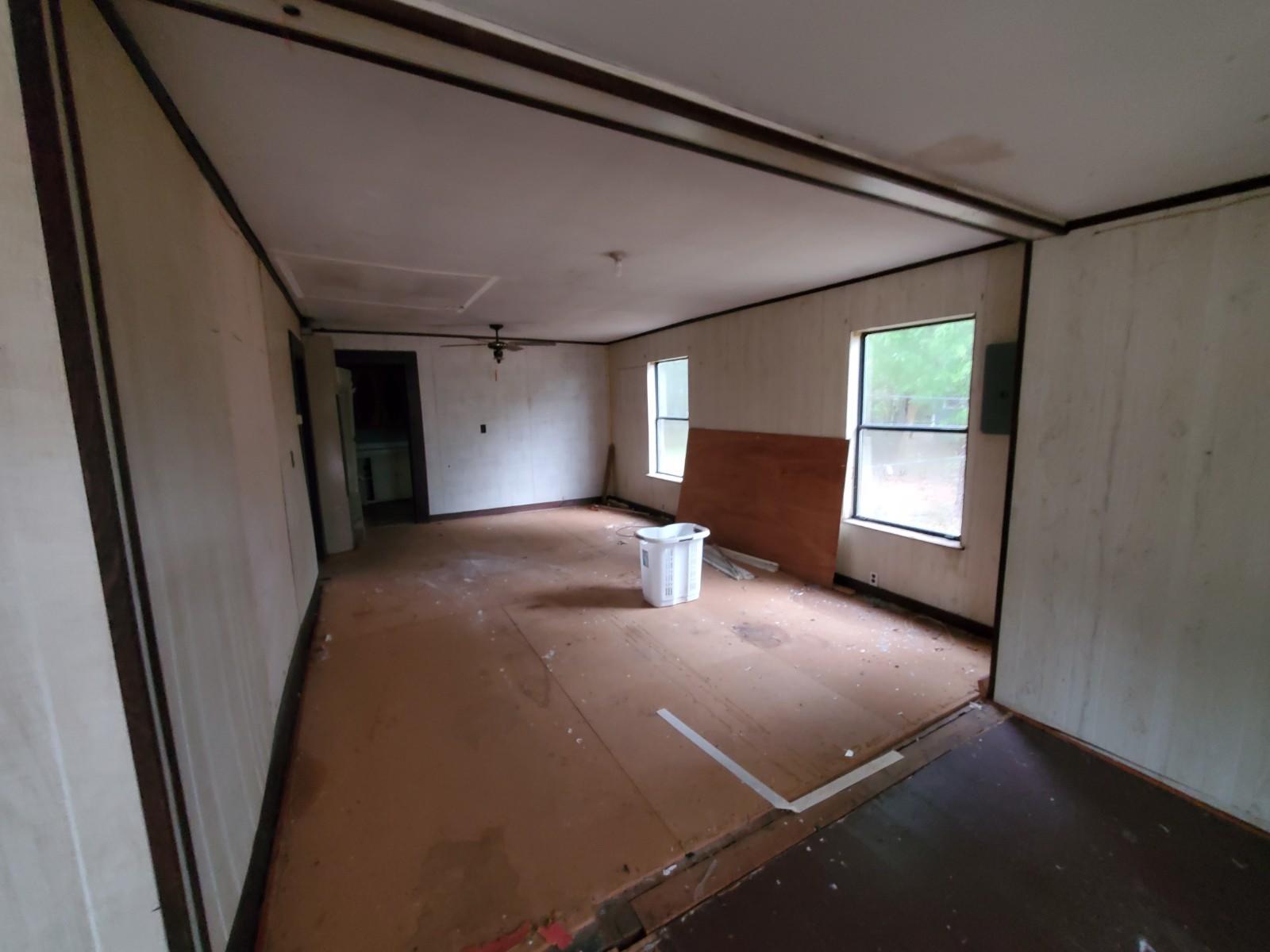 CRESTVIEW - Residential