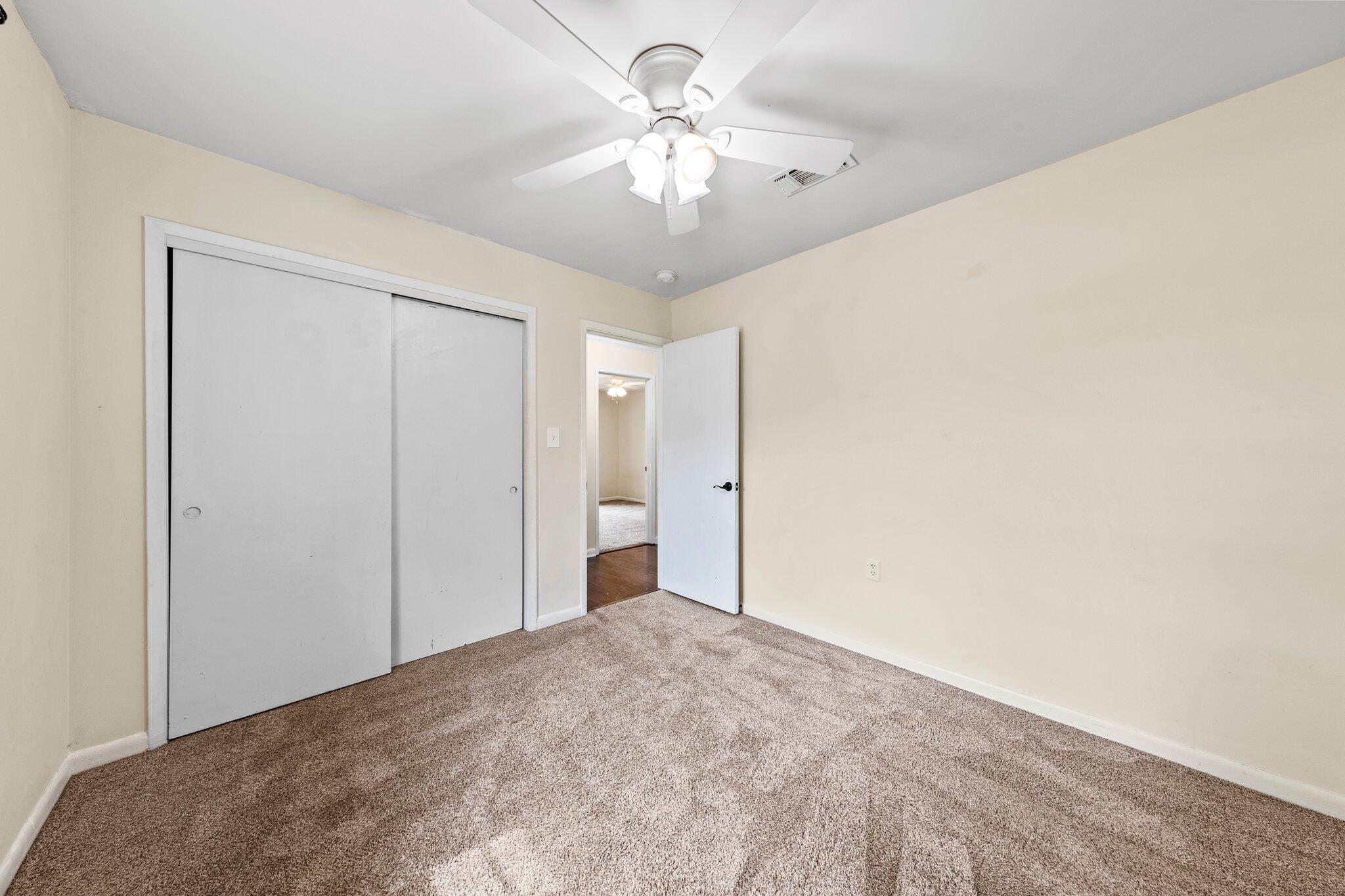 PALM ESTATES UNIT 3 - Residential