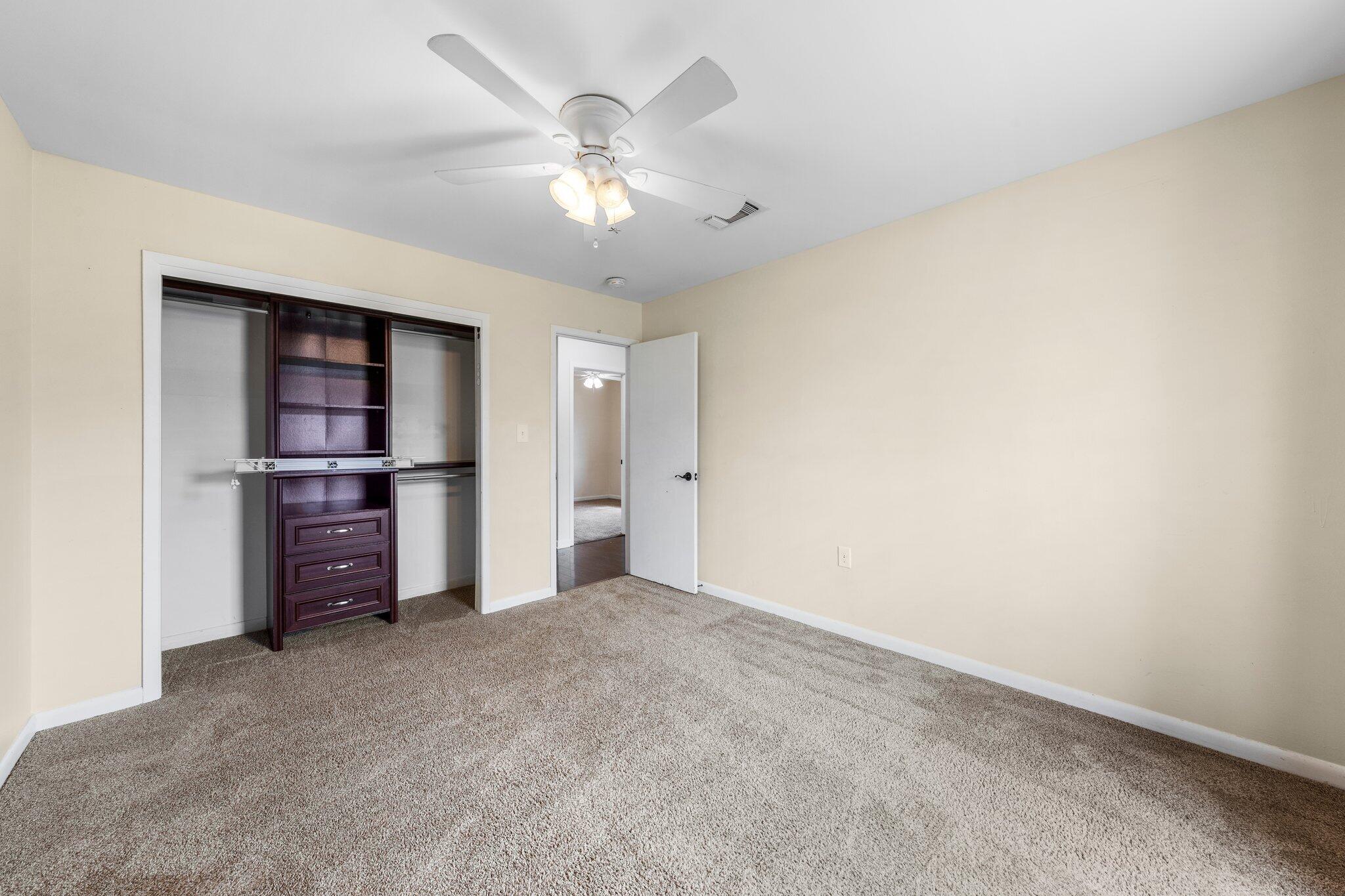 PALM ESTATES UNIT 3 - Residential