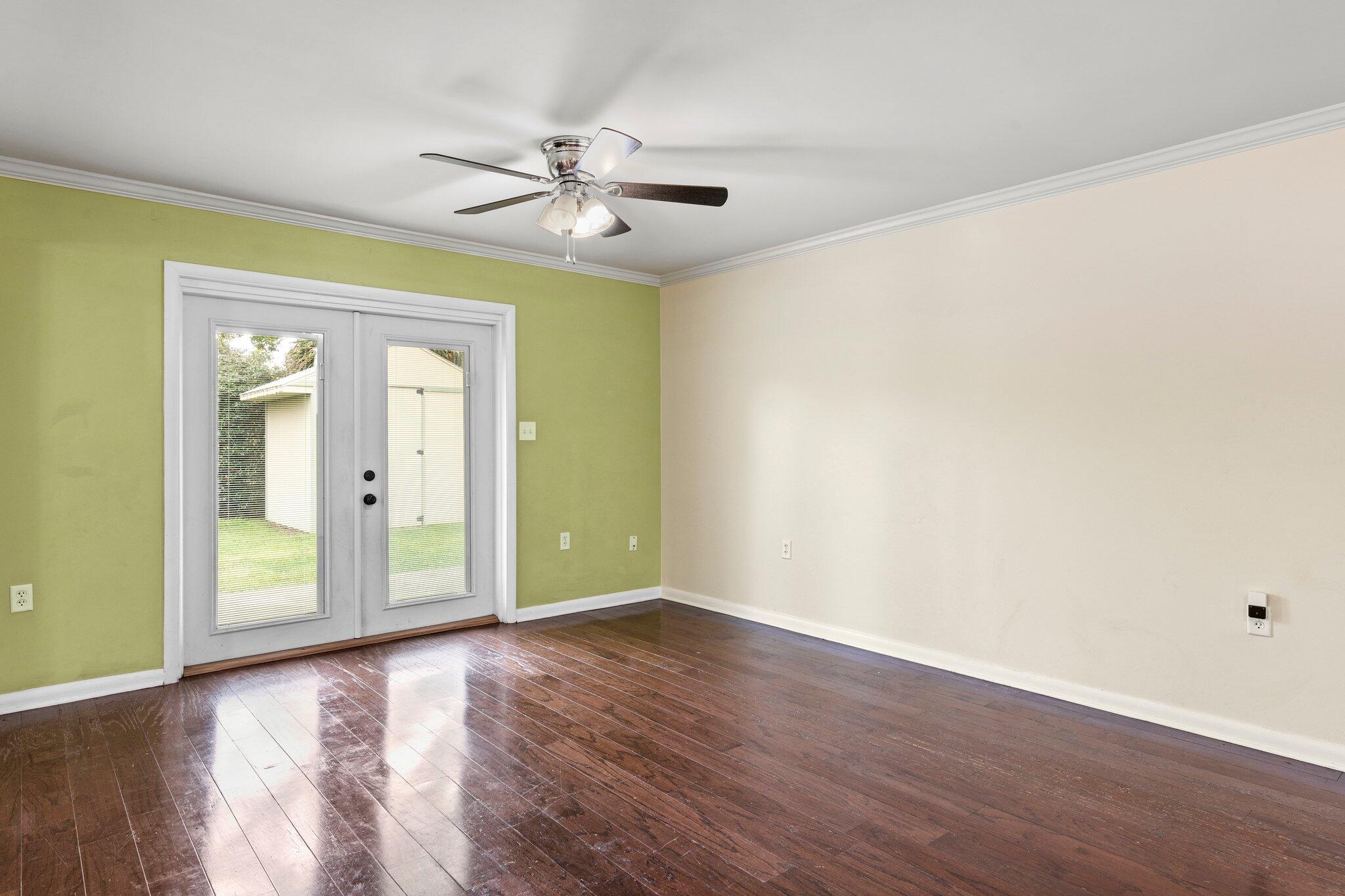 PALM ESTATES UNIT 3 - Residential