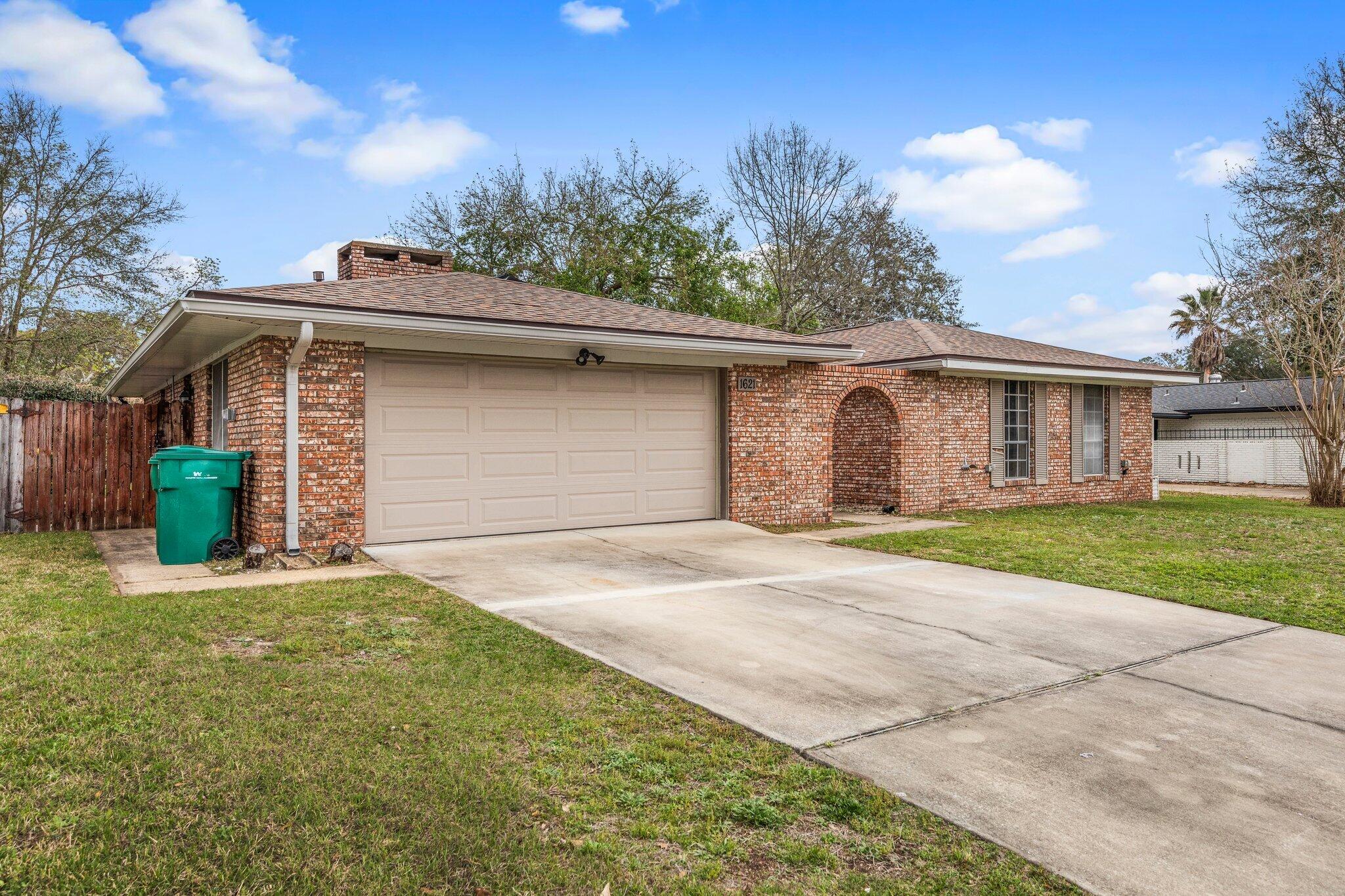 PALM ESTATES UNIT 3 - Residential