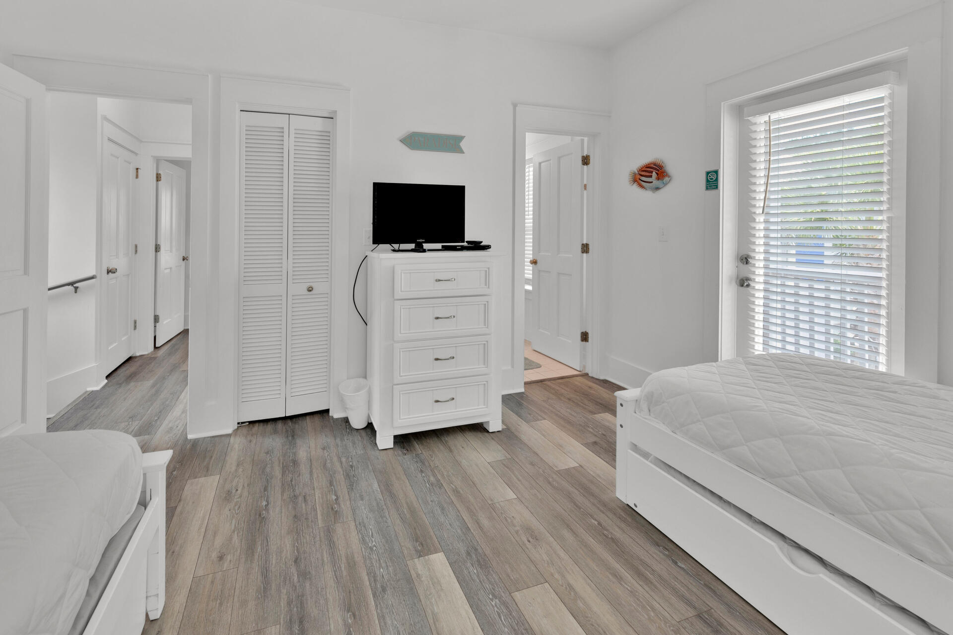 BUNGALOWS AT SEAGROVE BEACH - Residential