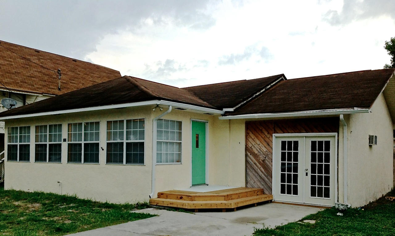 LAGUNA BEACH - Residential