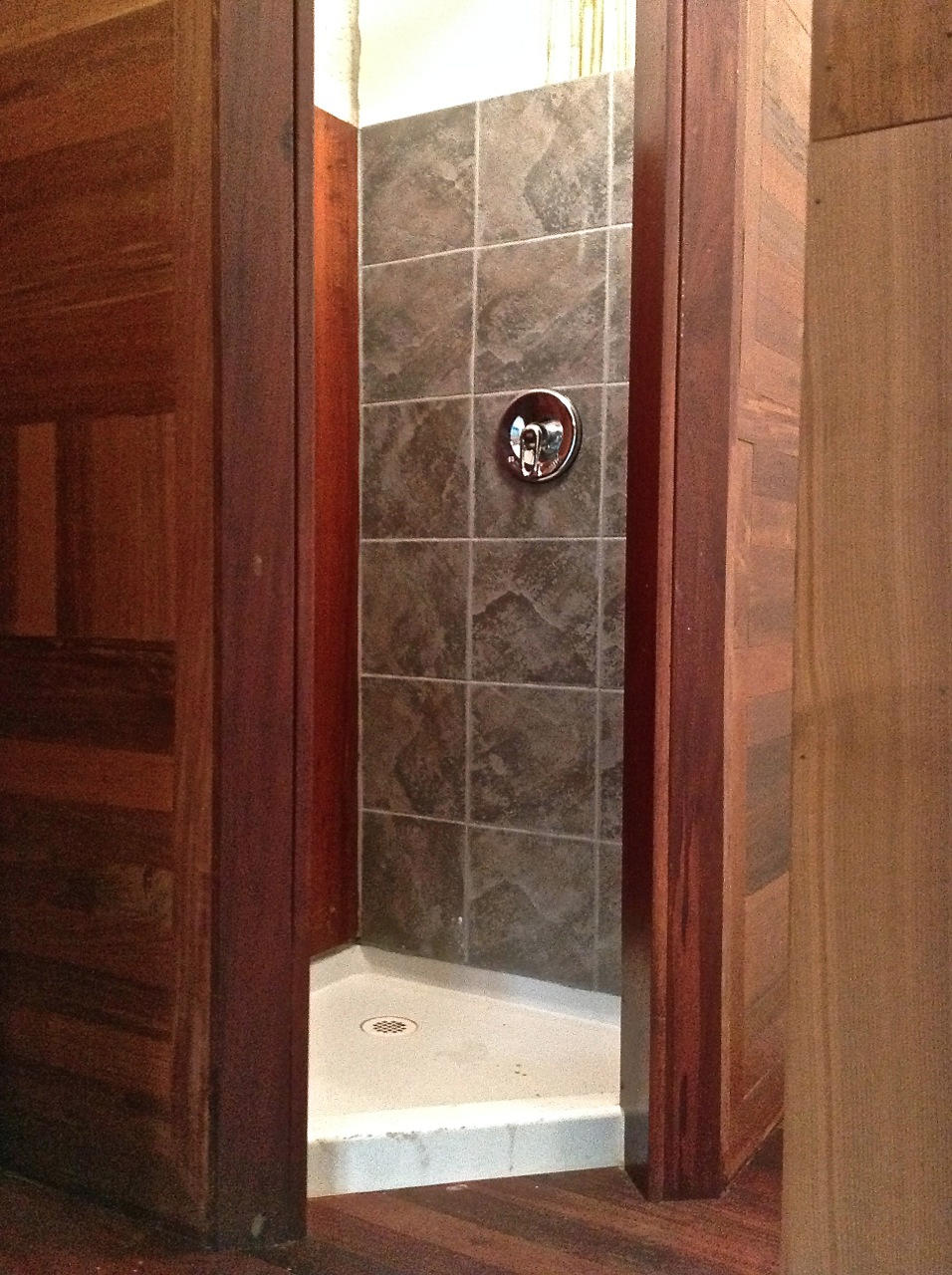 LAGUNA BEACH - Residential