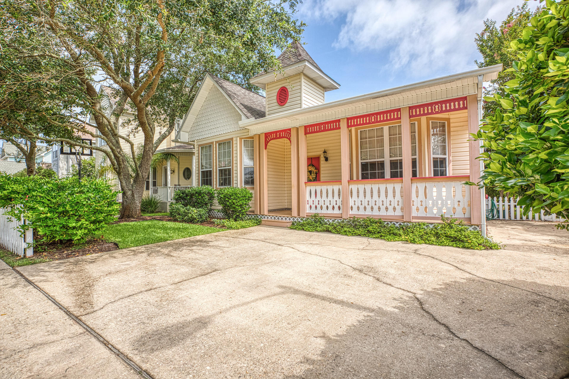 SOVEREIGN ISLE - Residential