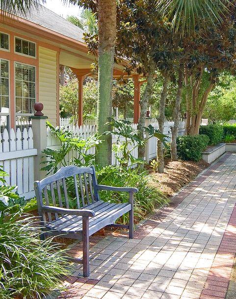 SOVEREIGN ISLE - Residential