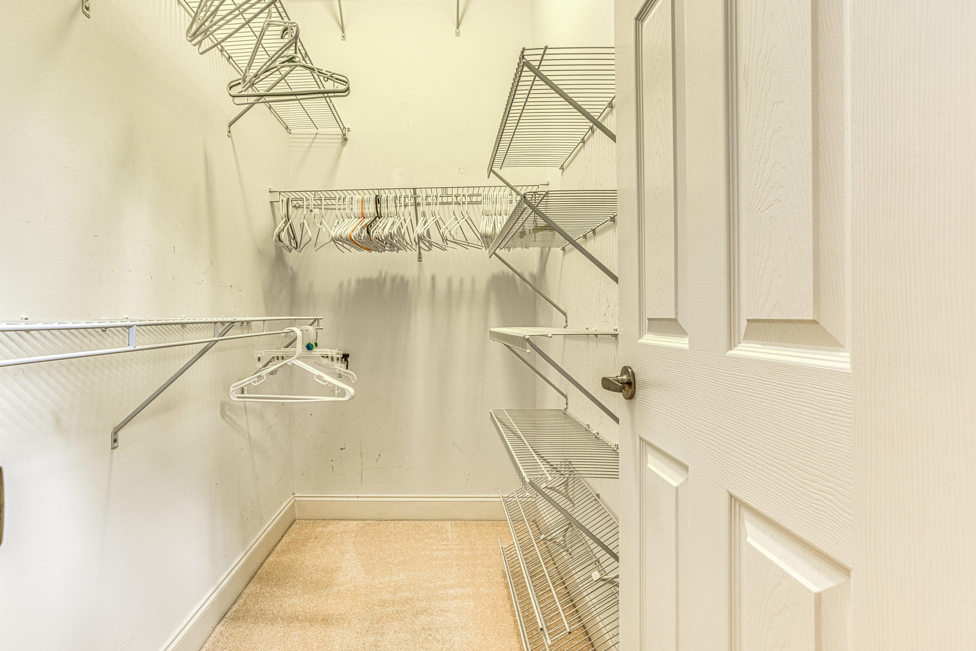 SOVEREIGN ISLE - Residential