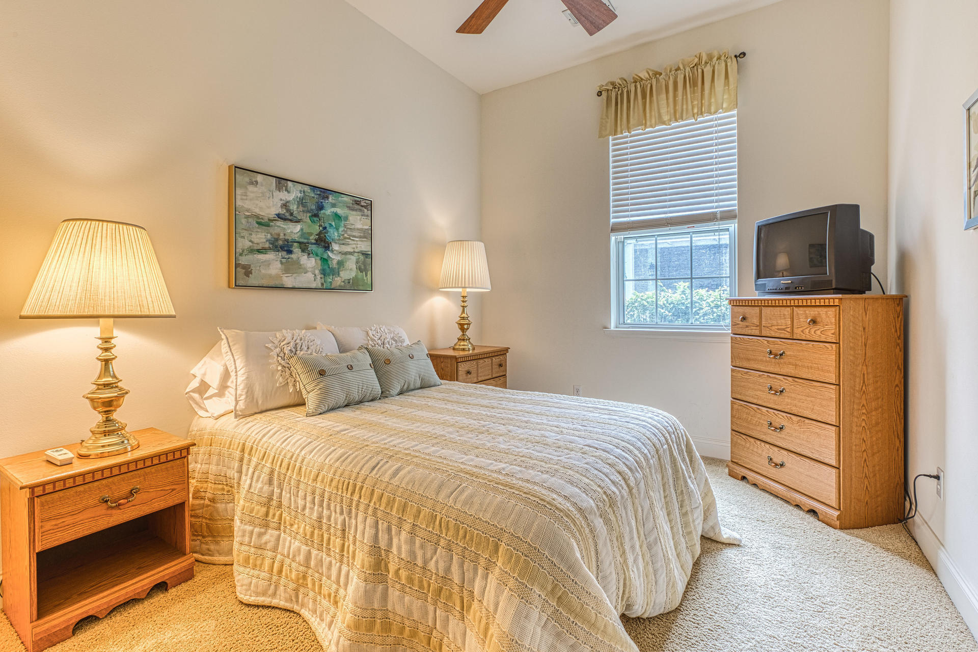 SOVEREIGN ISLE - Residential