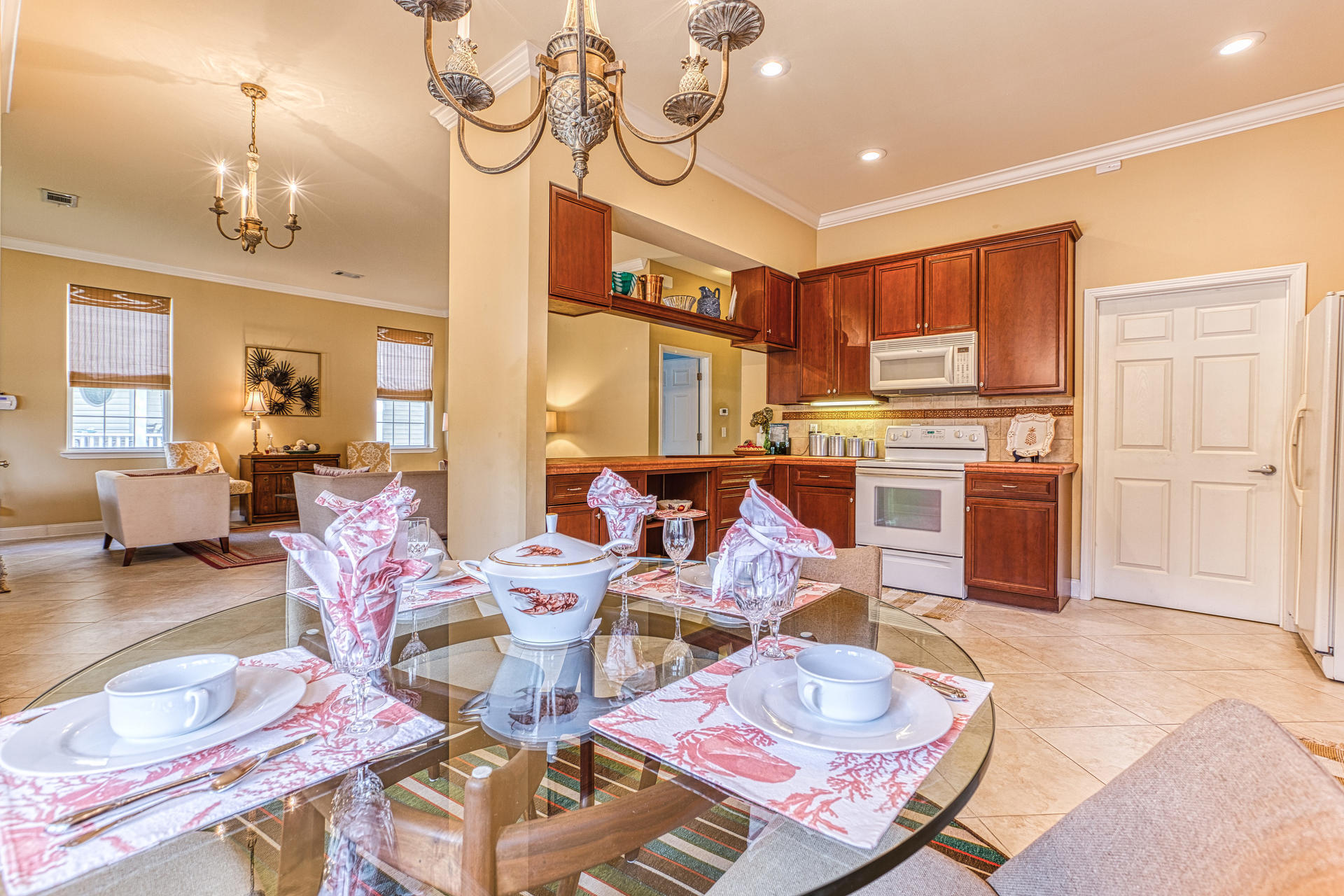 SOVEREIGN ISLE - Residential