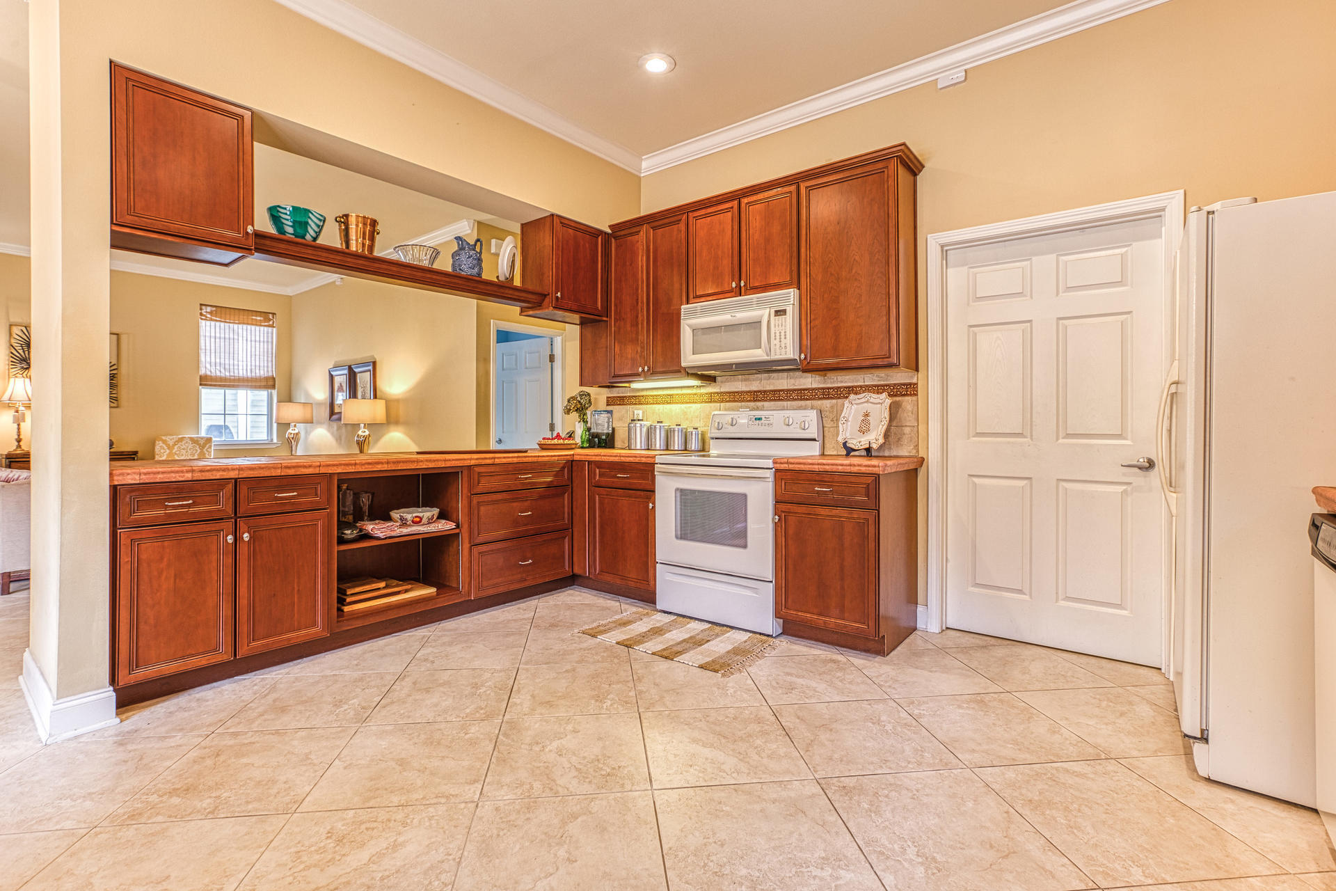 SOVEREIGN ISLE - Residential