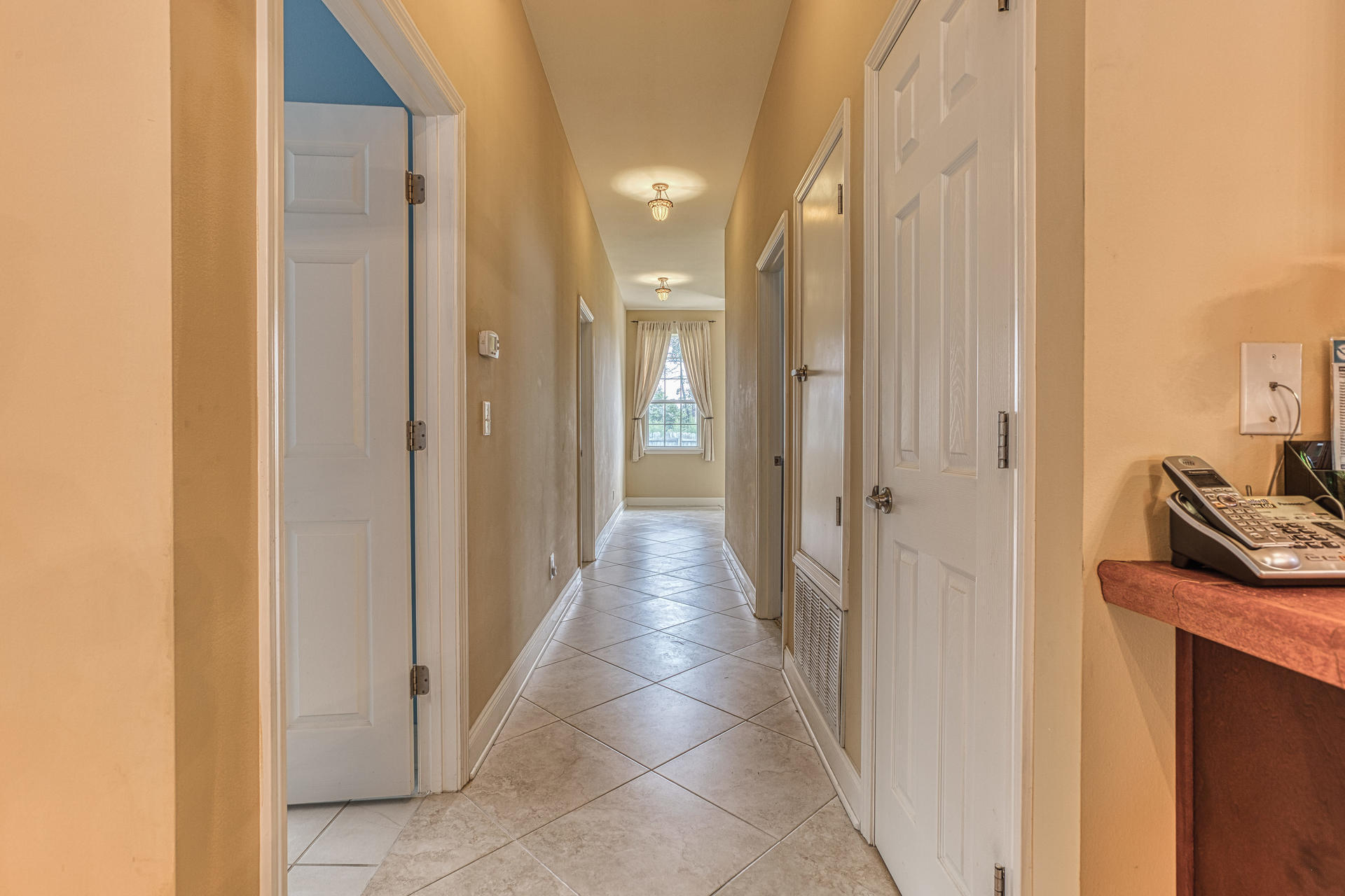 SOVEREIGN ISLE - Residential