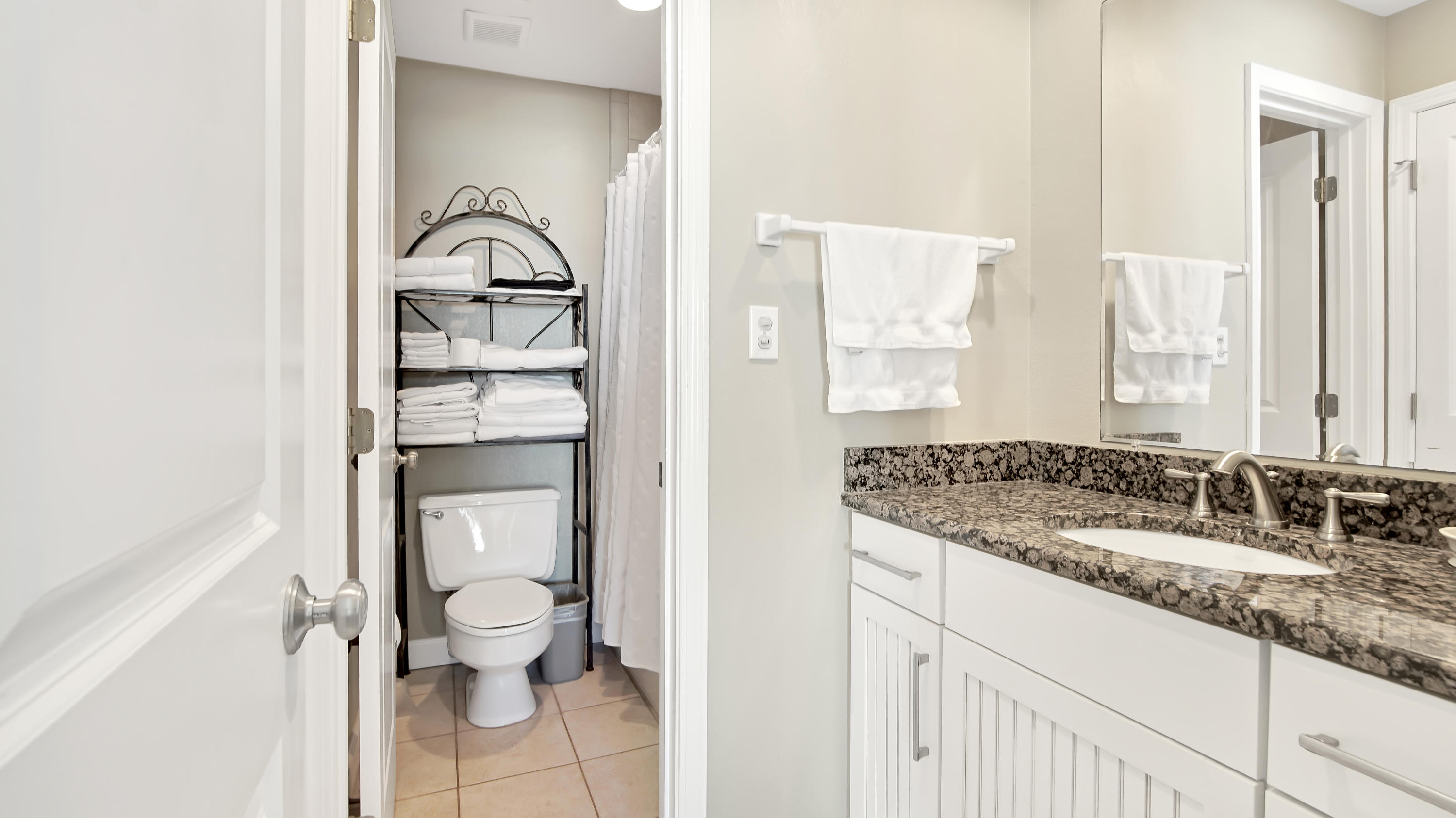 SILVER SANDS T/H - Residential