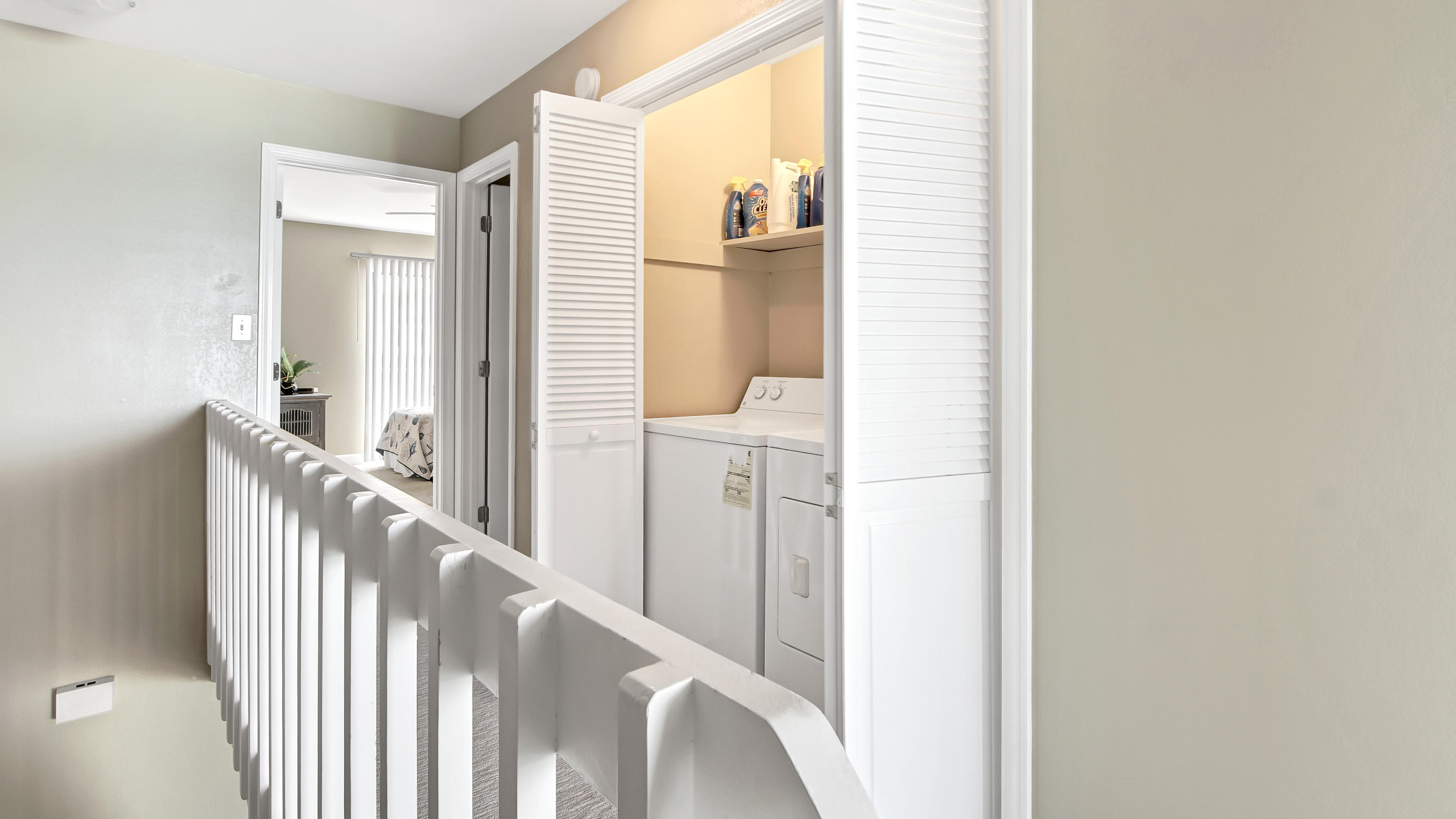 SILVER SANDS T/H - Residential