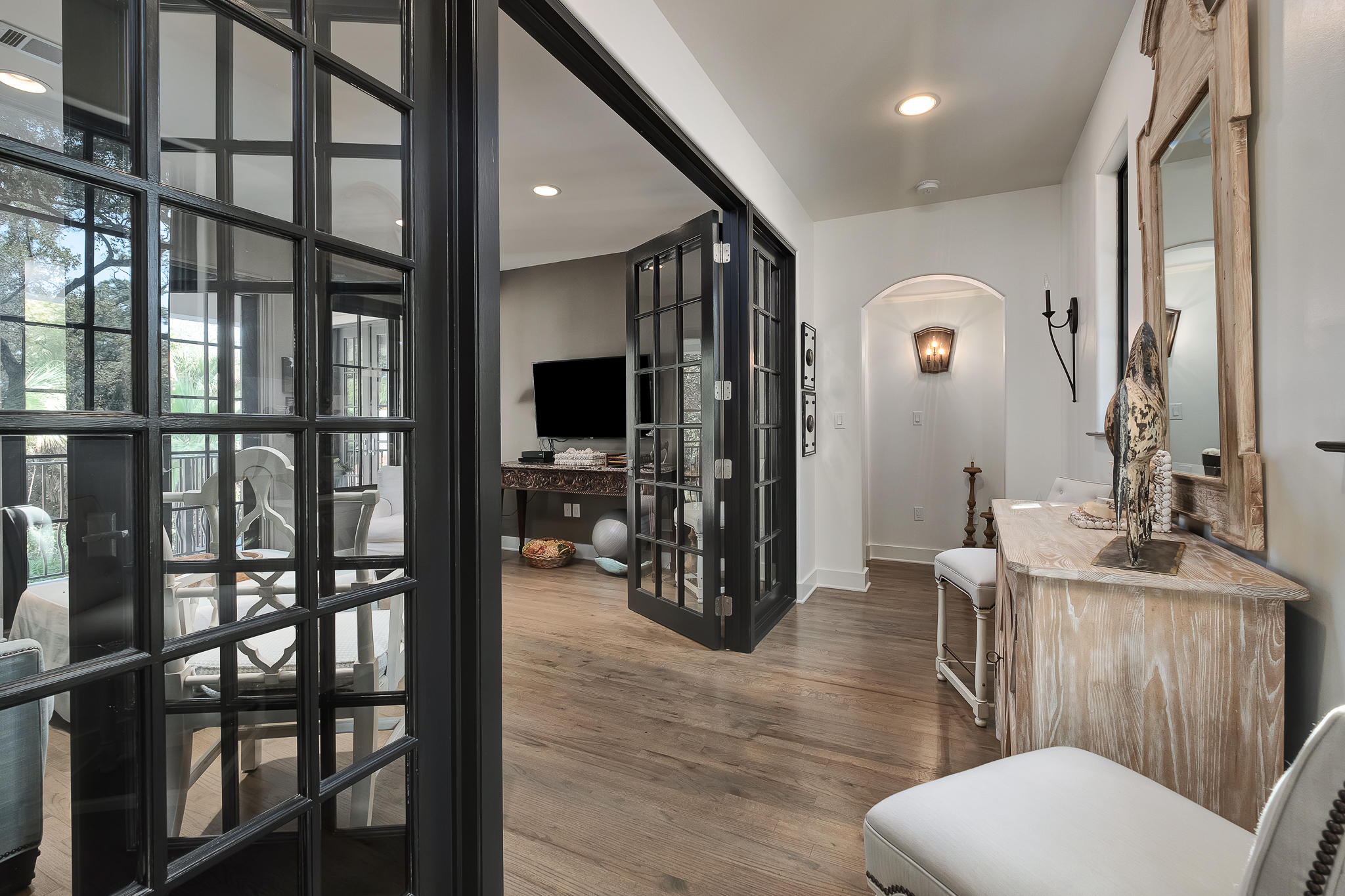 BURNT PINE - Residential