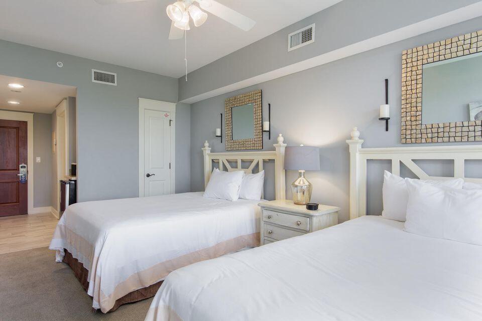 PILOT HOUSE - Residential Lease