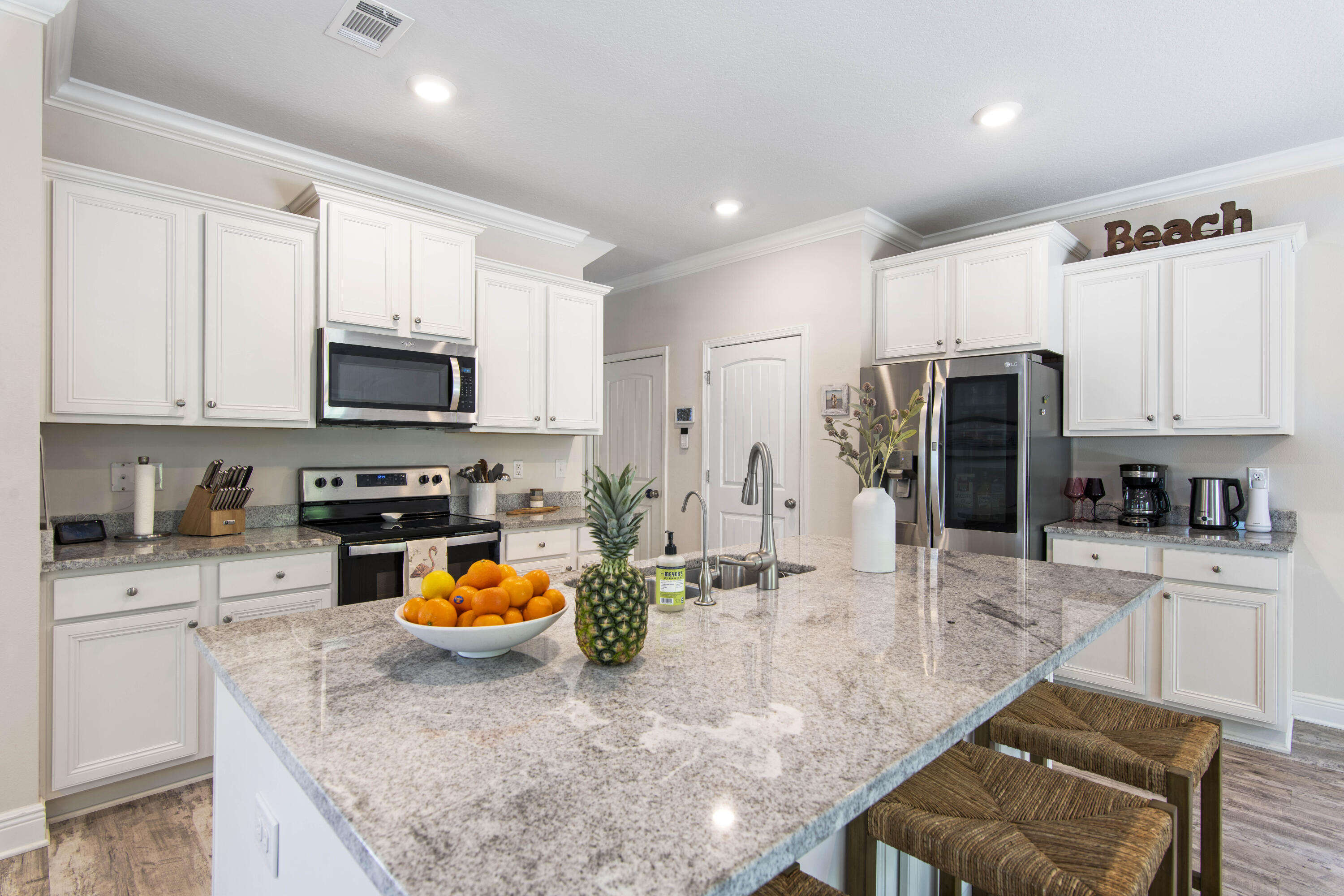 STONEGATE - Residential