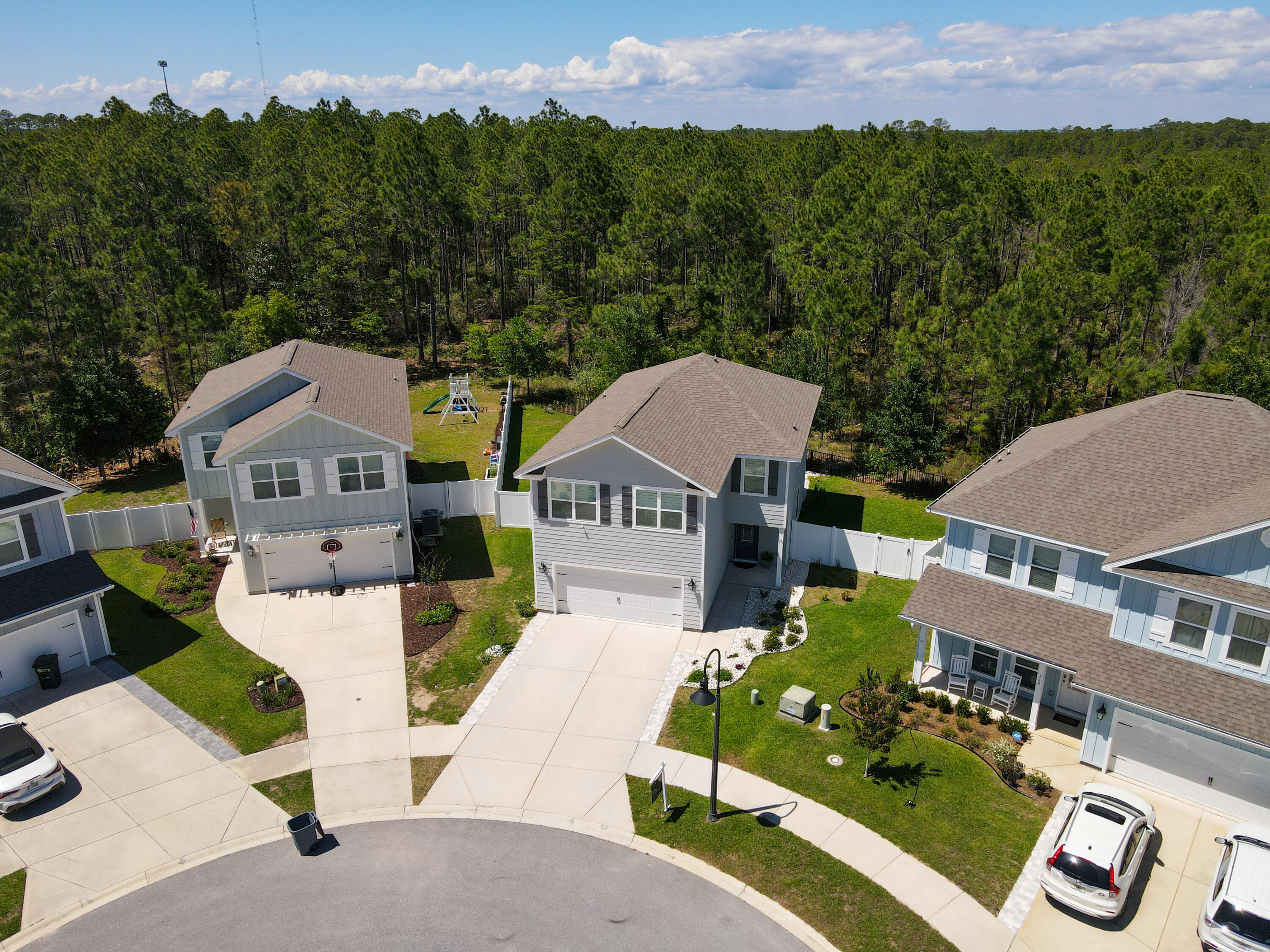 STONEGATE - Residential