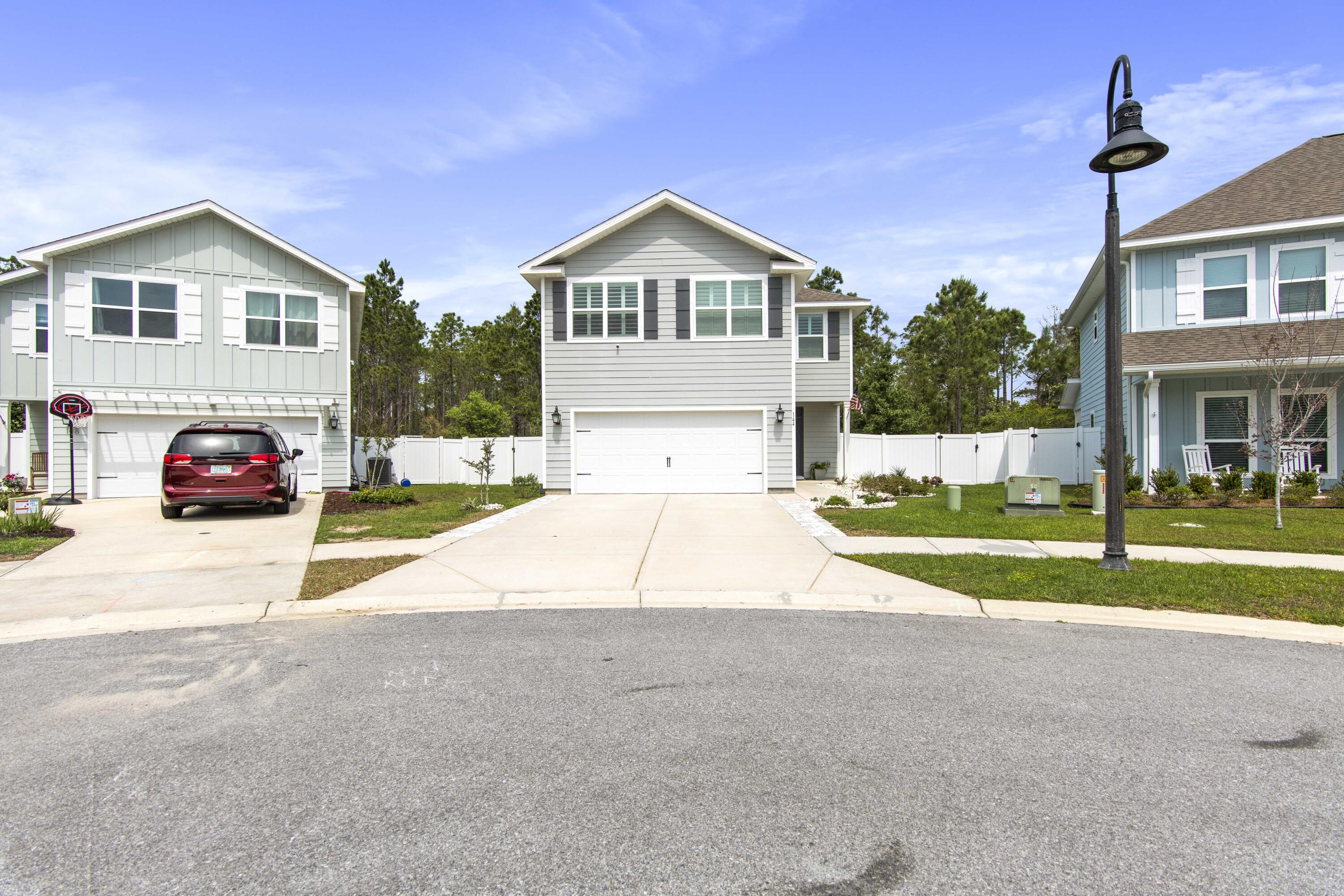 STONEGATE - Residential