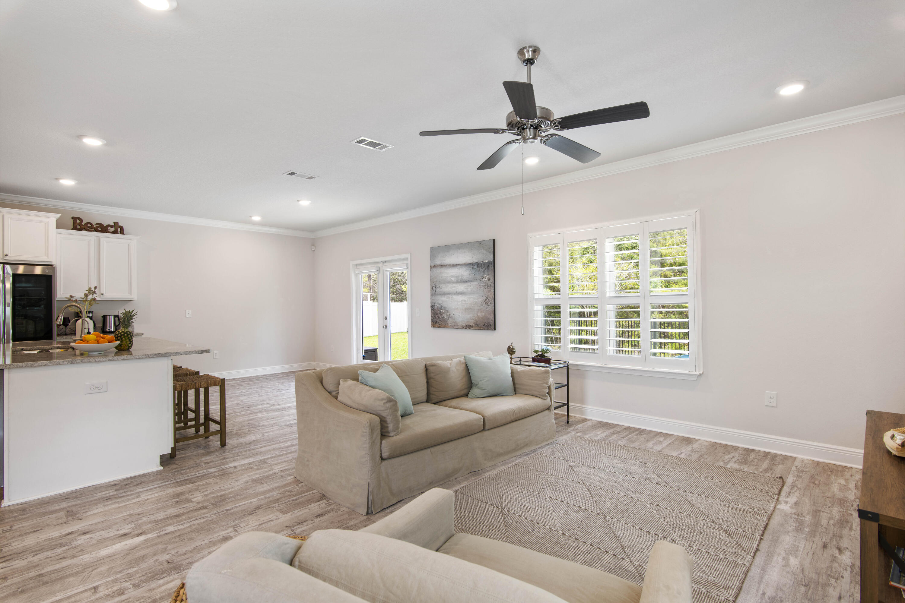 STONEGATE - Residential