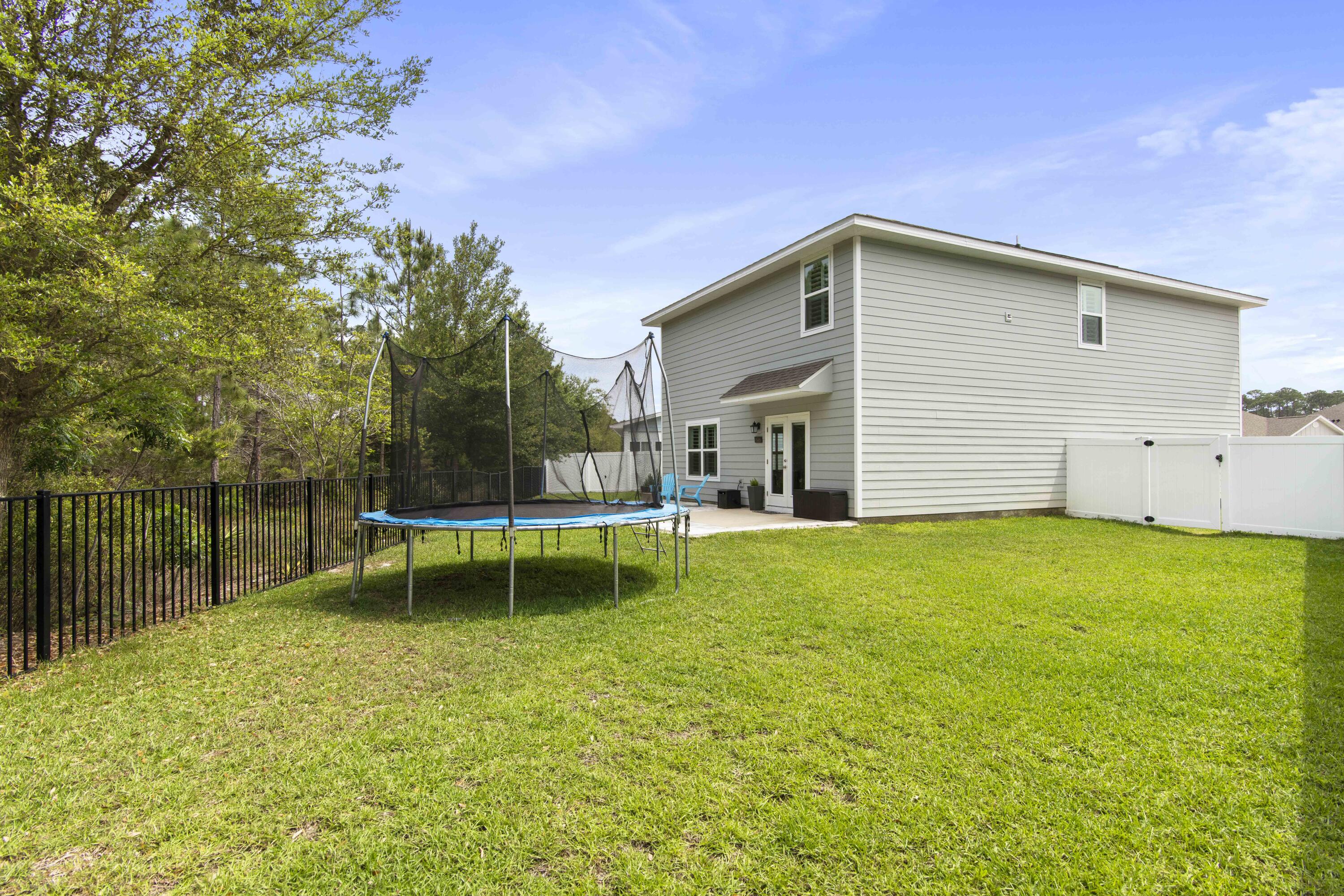 STONEGATE - Residential