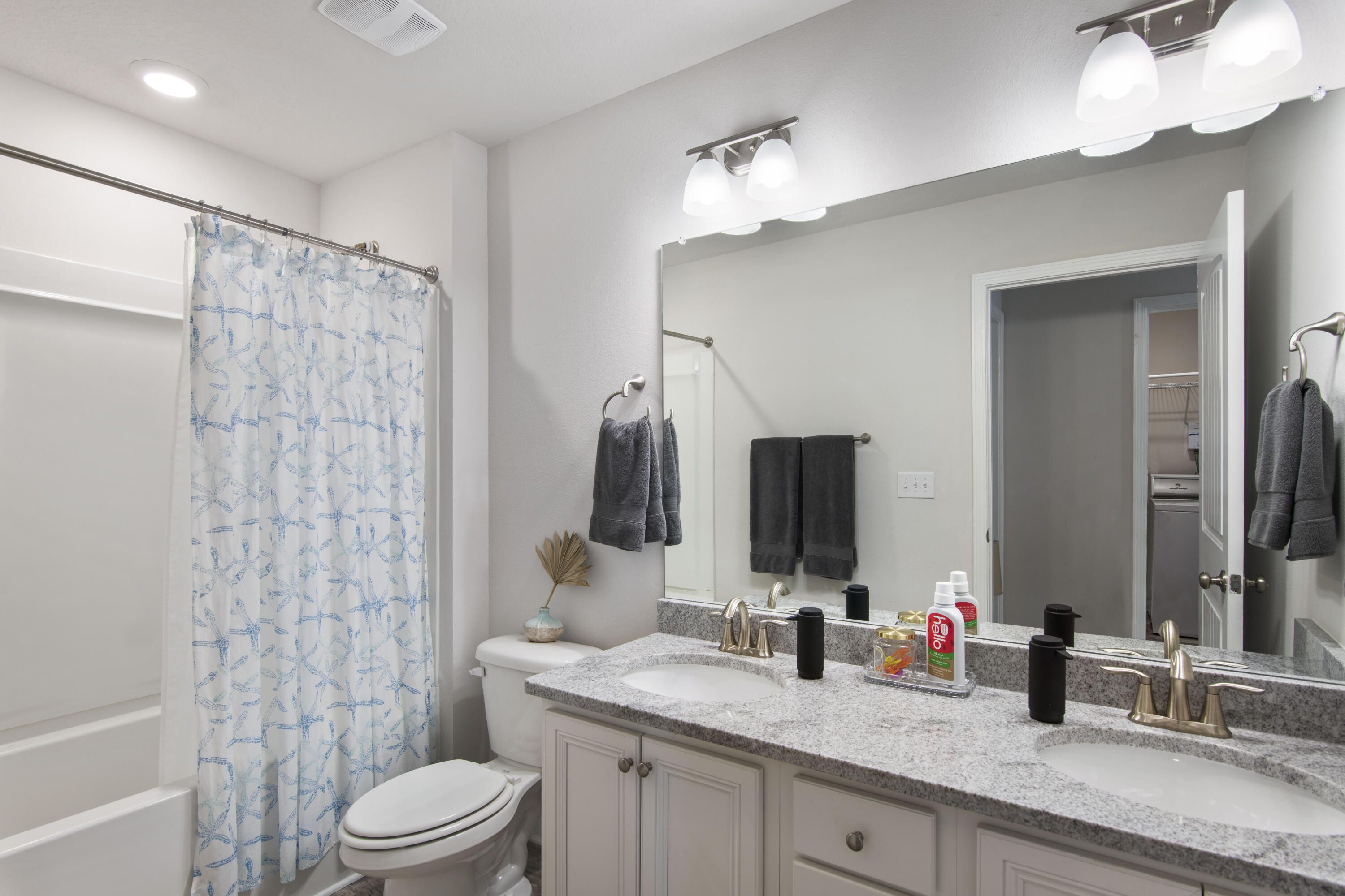 STONEGATE - Residential