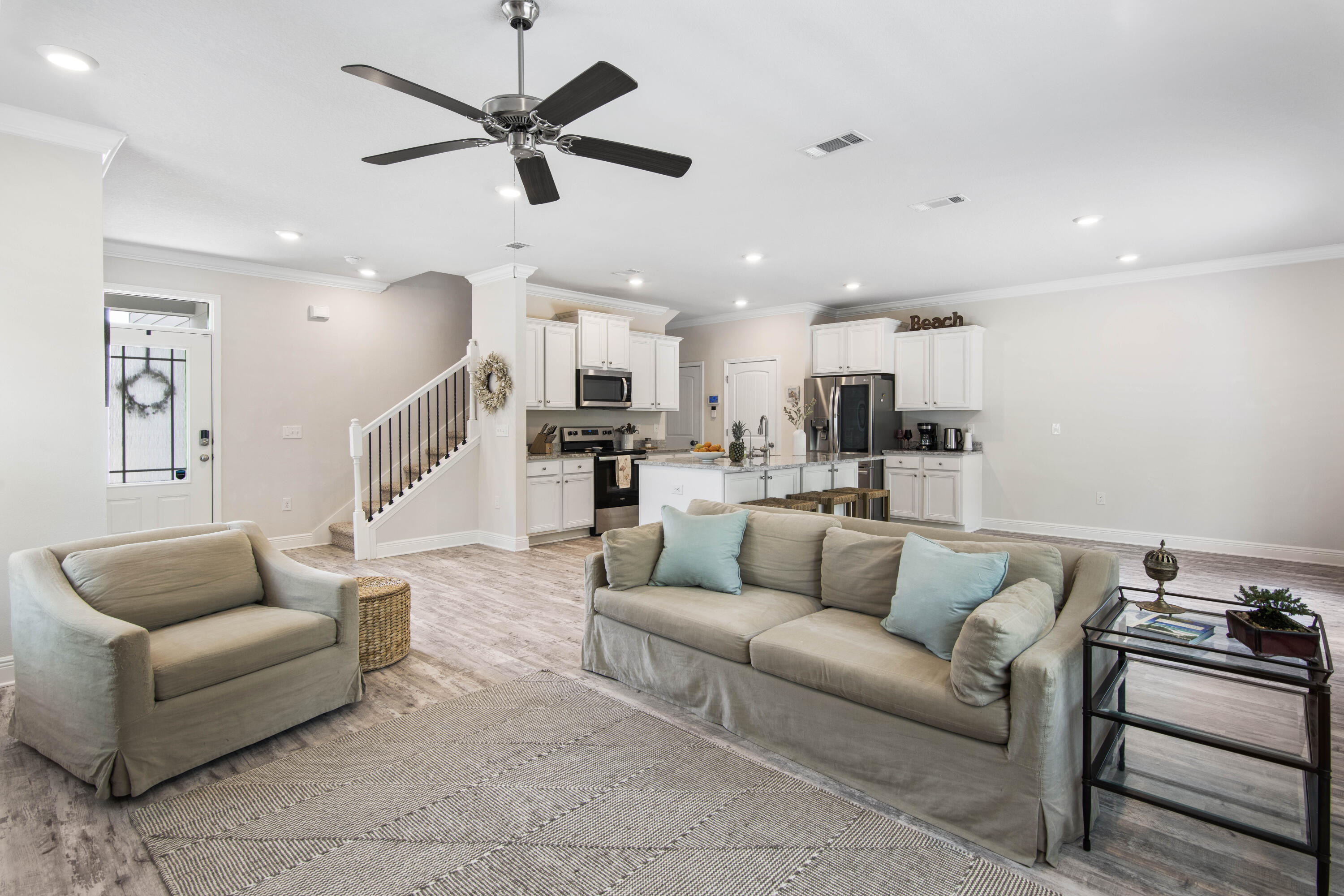 STONEGATE - Residential