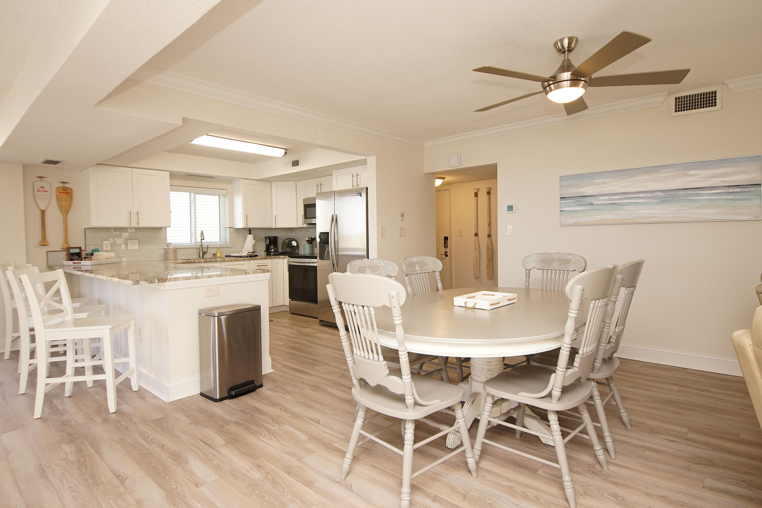 SHORELINE TOWERS 2 - Residential