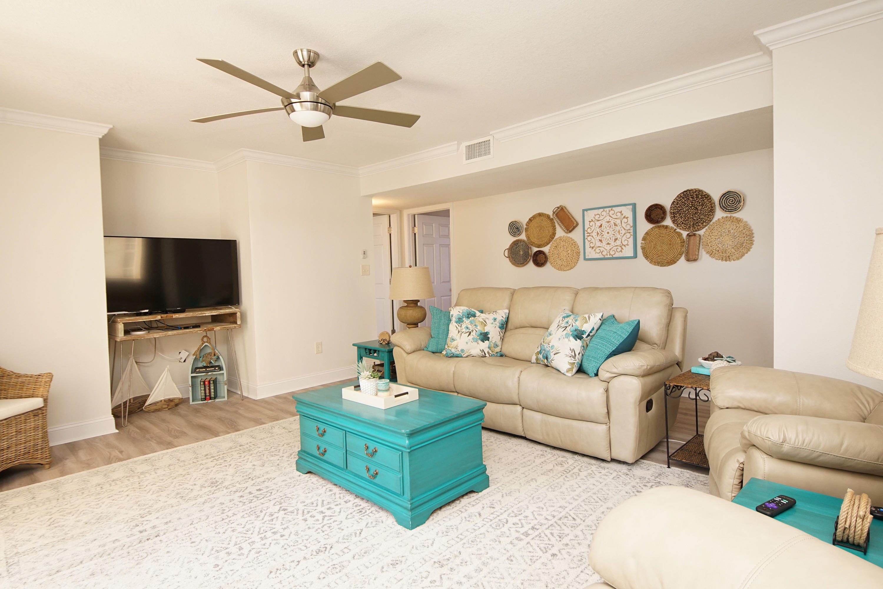 SHORELINE TOWERS 2 - Residential