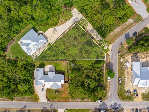 104 S Brooks Avenue Port St. Joe FL 32456
