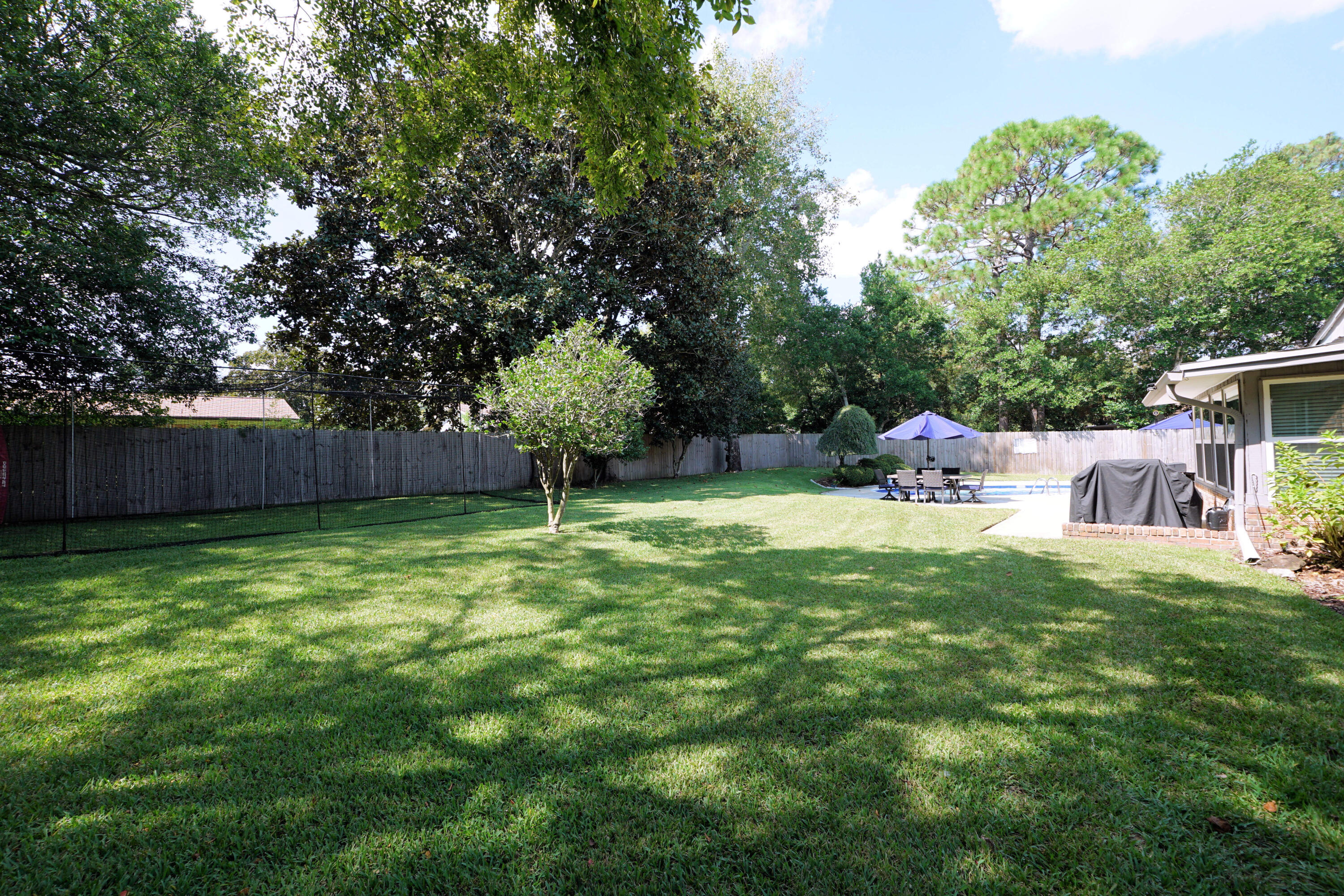 BAYOU POQUITO - Residential