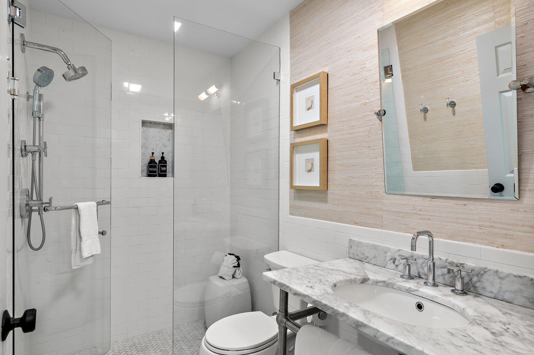BEACHSIDE VILLAS CONDO - Residential