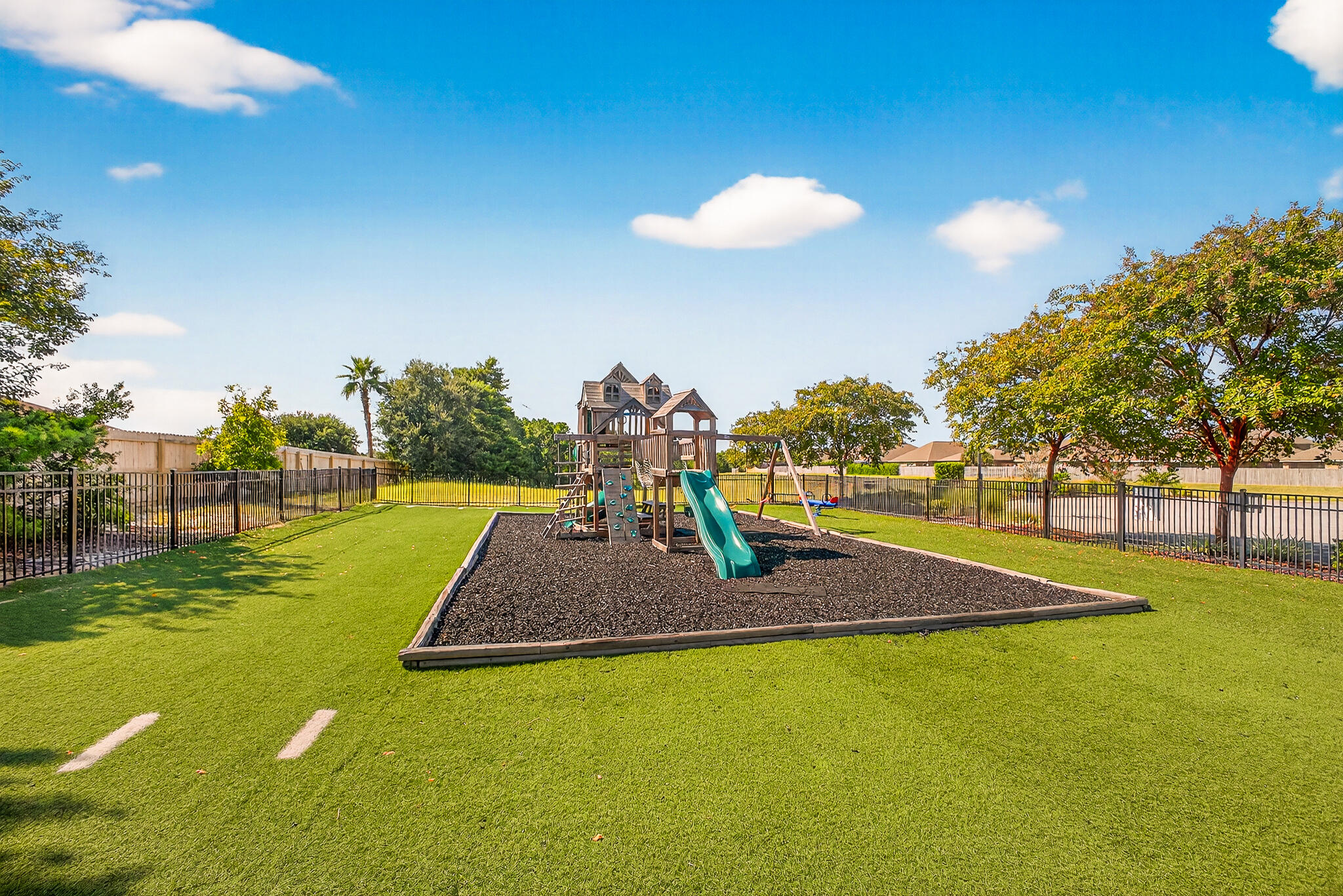 WATERFORD SOUND - Residential