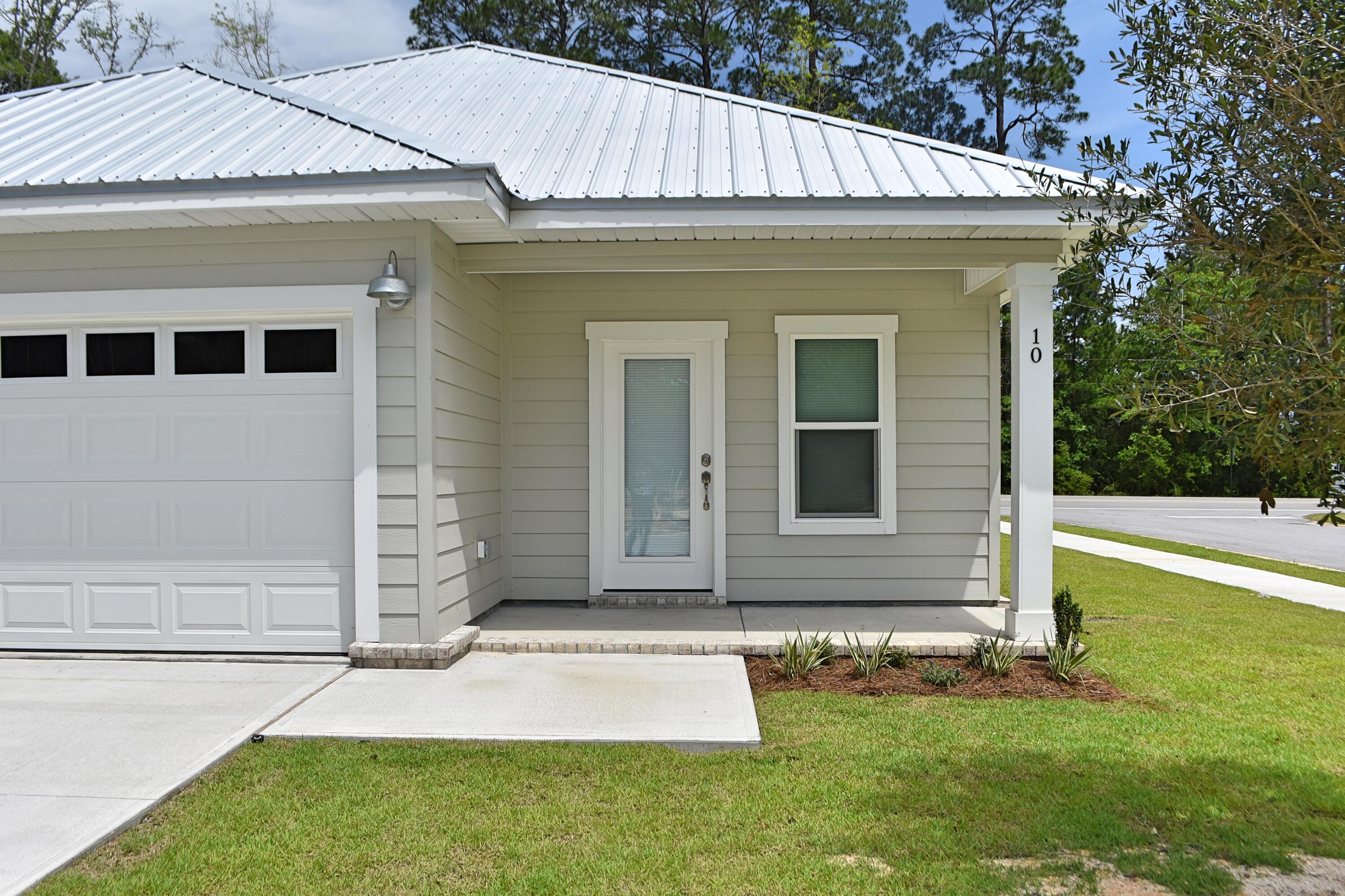 OAKFIELD ESTATES - Residential Lease